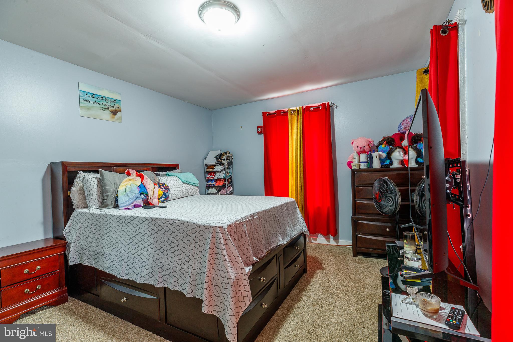 6033 CHESTNUT STREET