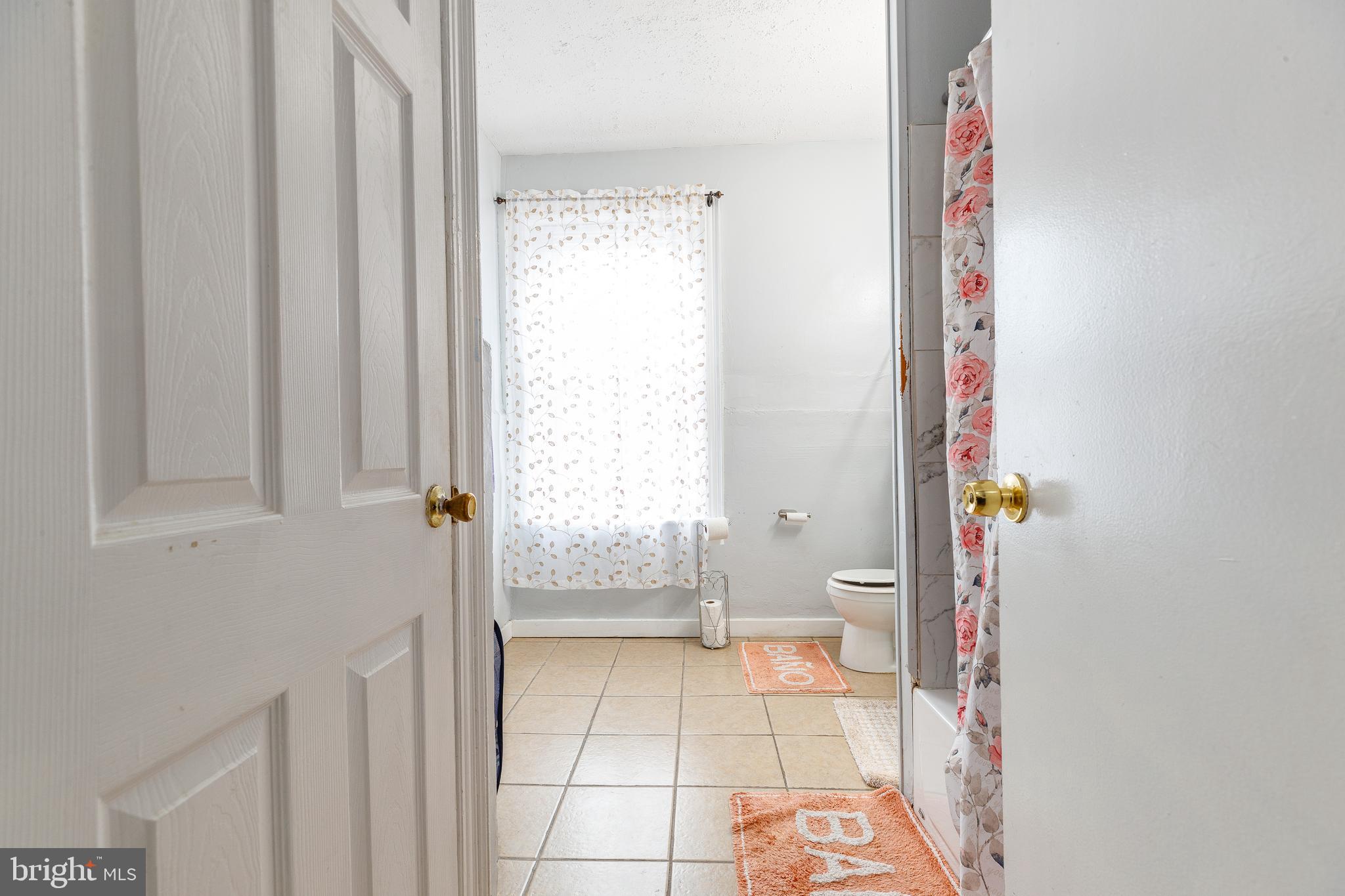 6033 CHESTNUT STREET