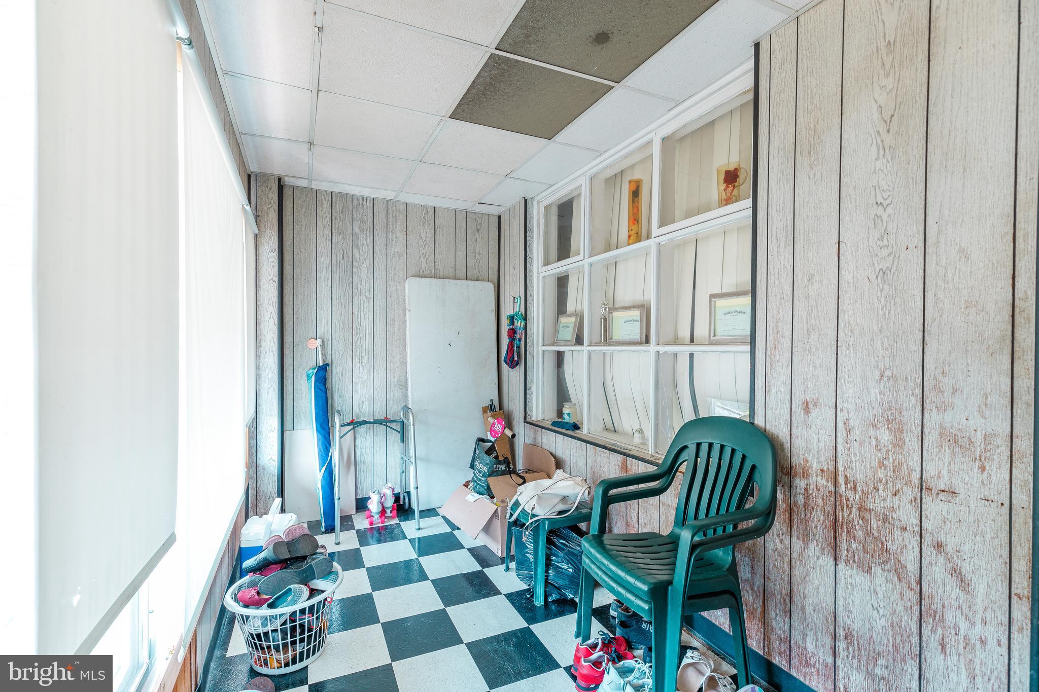 1519 N FELTON STREET