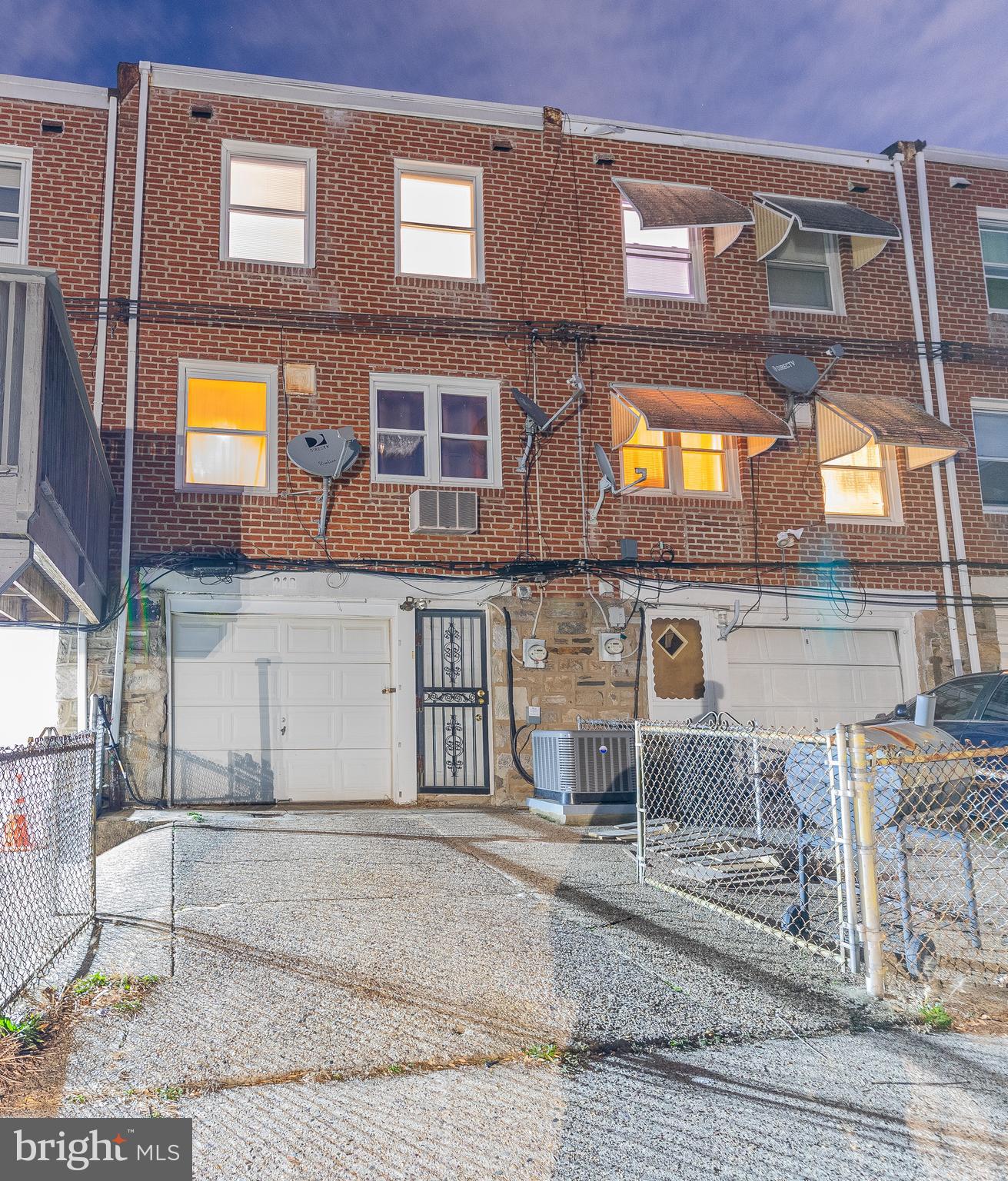 216 Stearly STREET