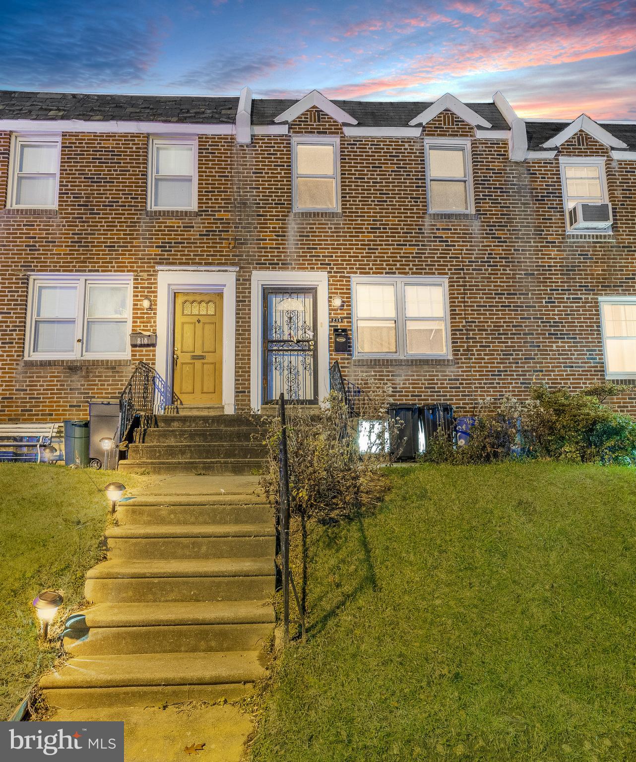216 Stearly STREET