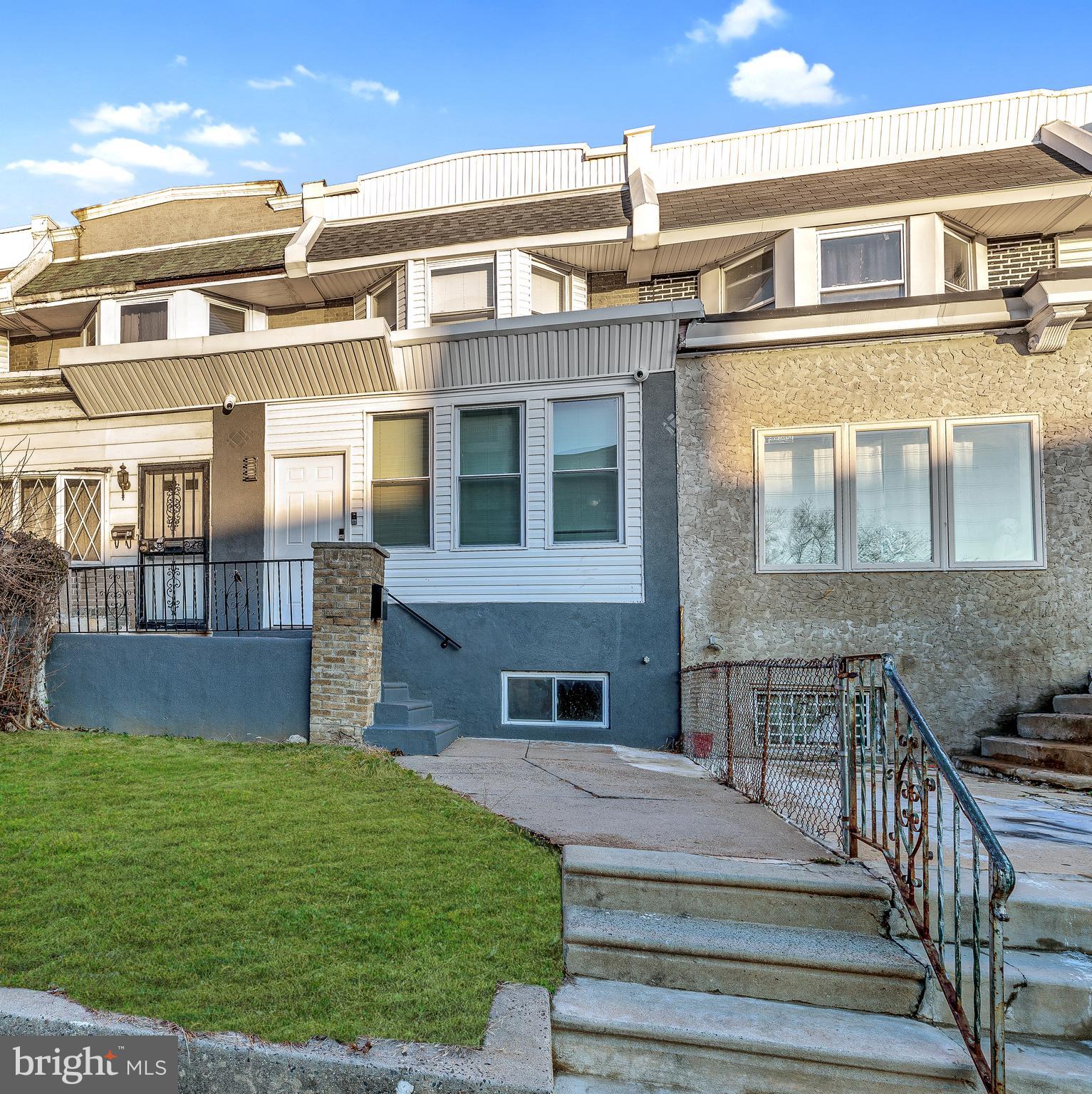 5043 N 9th Street