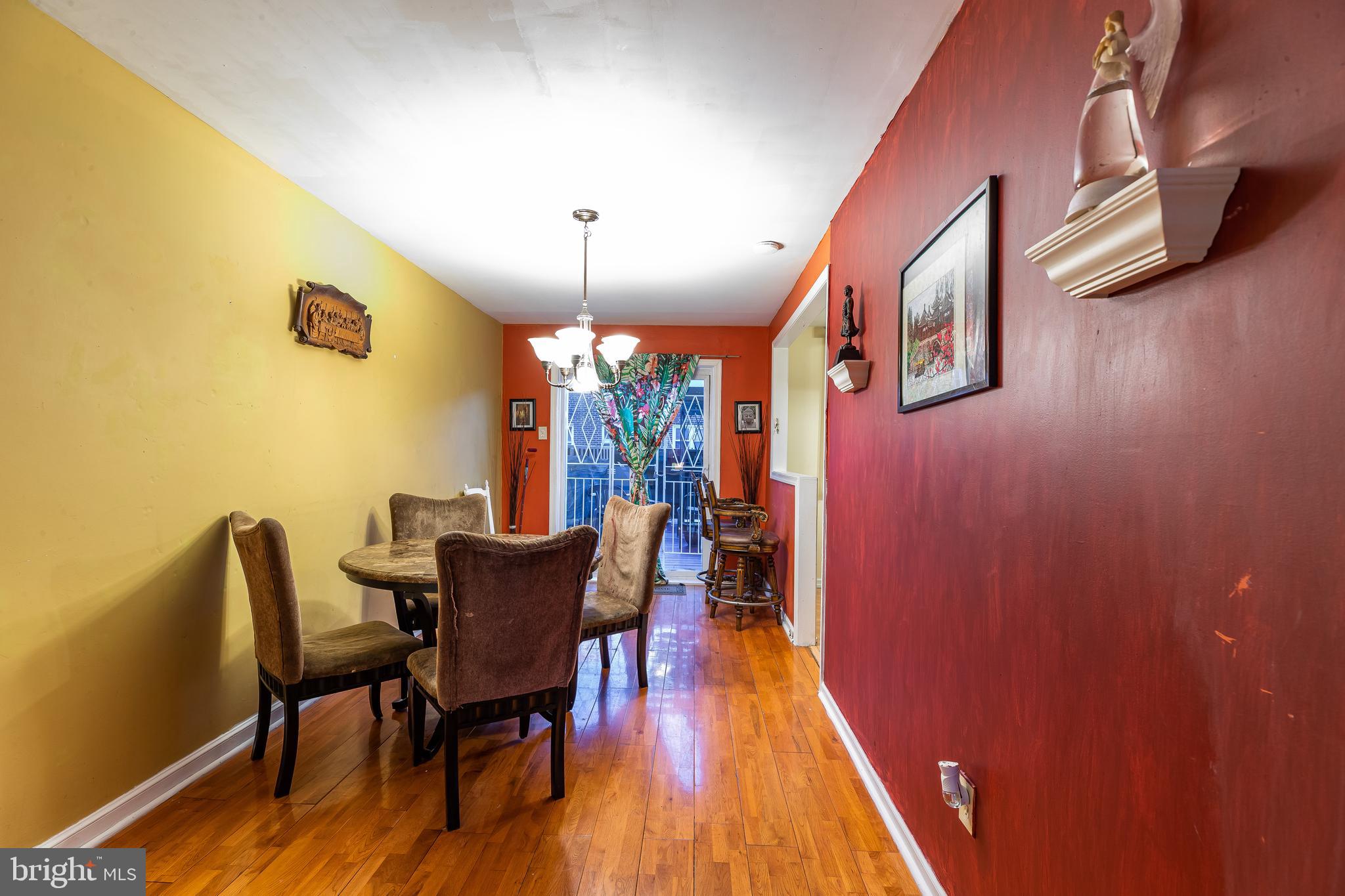 2124 Tyson Ave