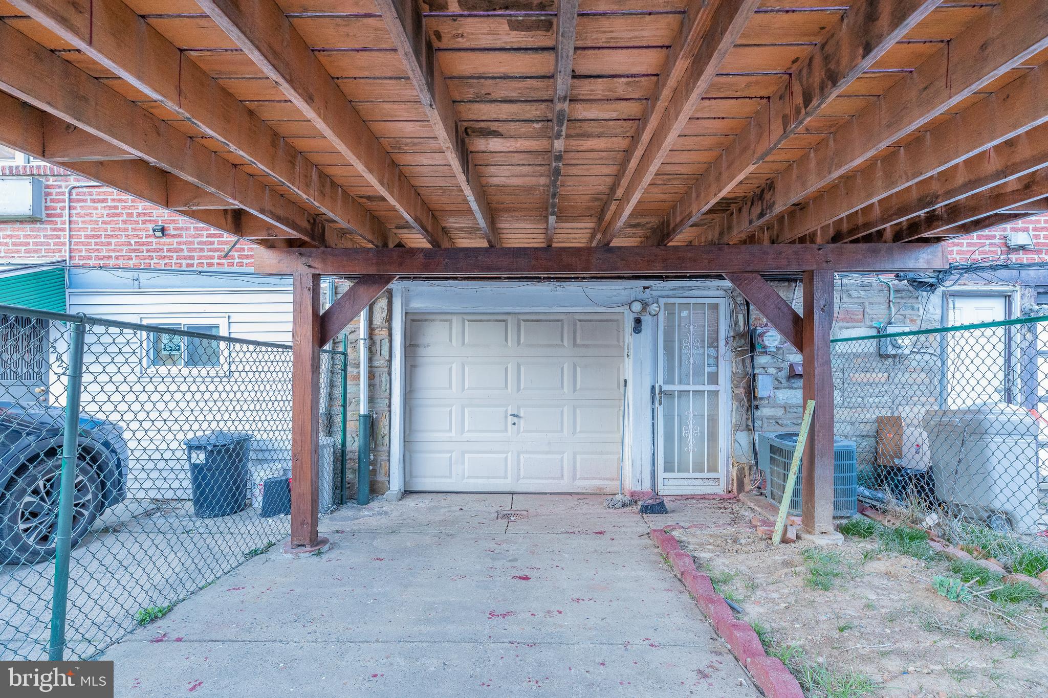 2124 Tyson Ave