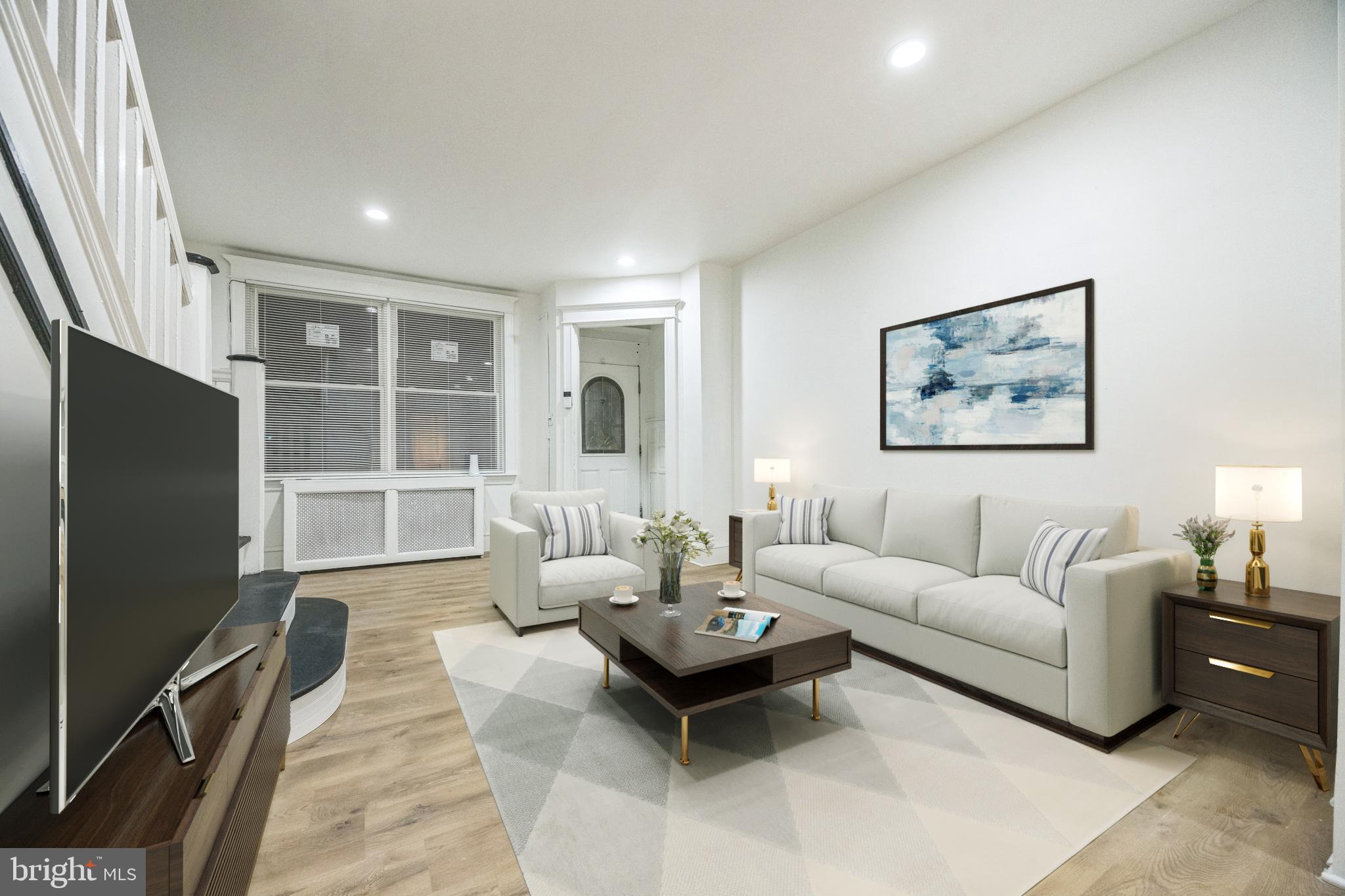 932 W Fisher Ave