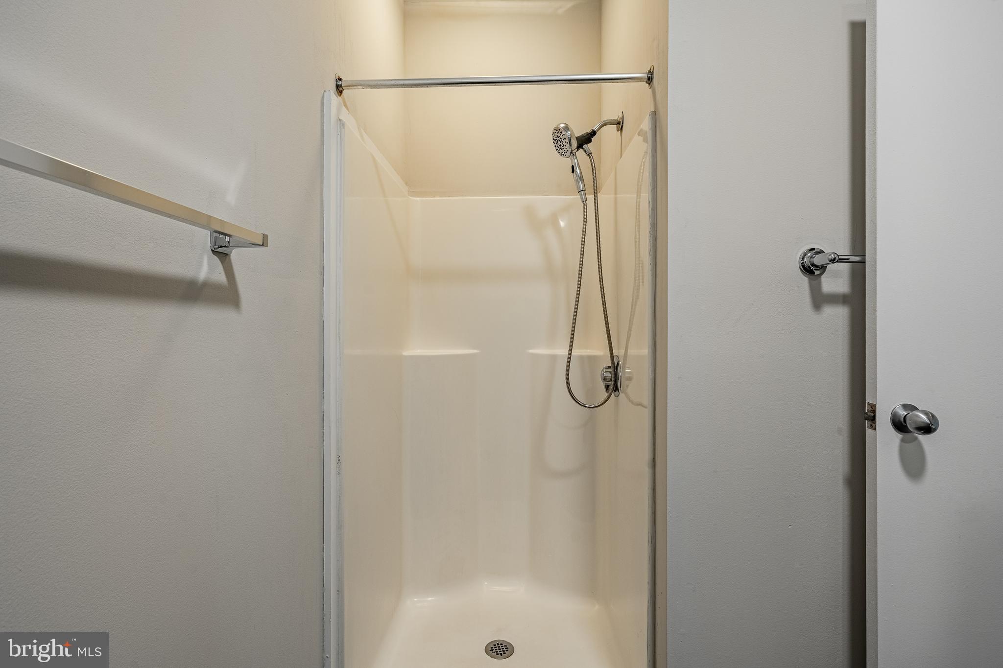 182 GAY ST #304
