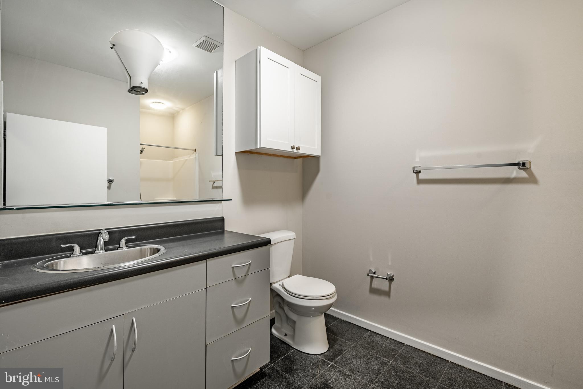 182 GAY ST #304