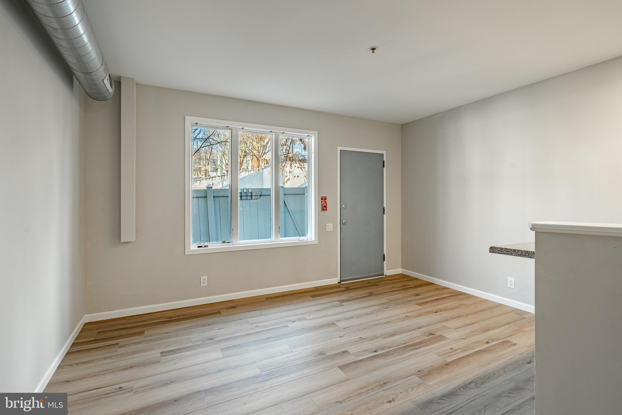 182 GAY ST #304