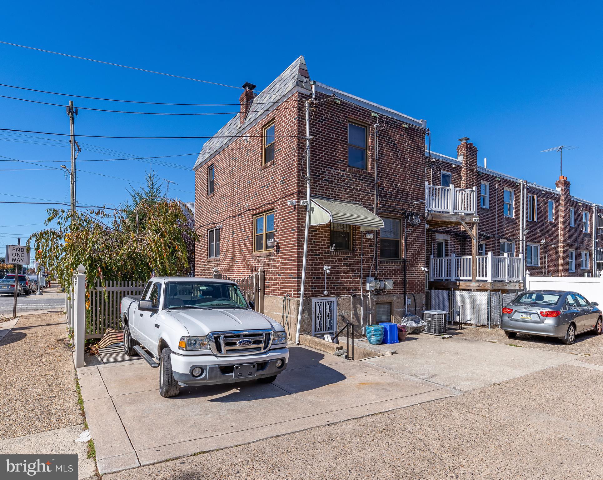 2845 S 7TH ST