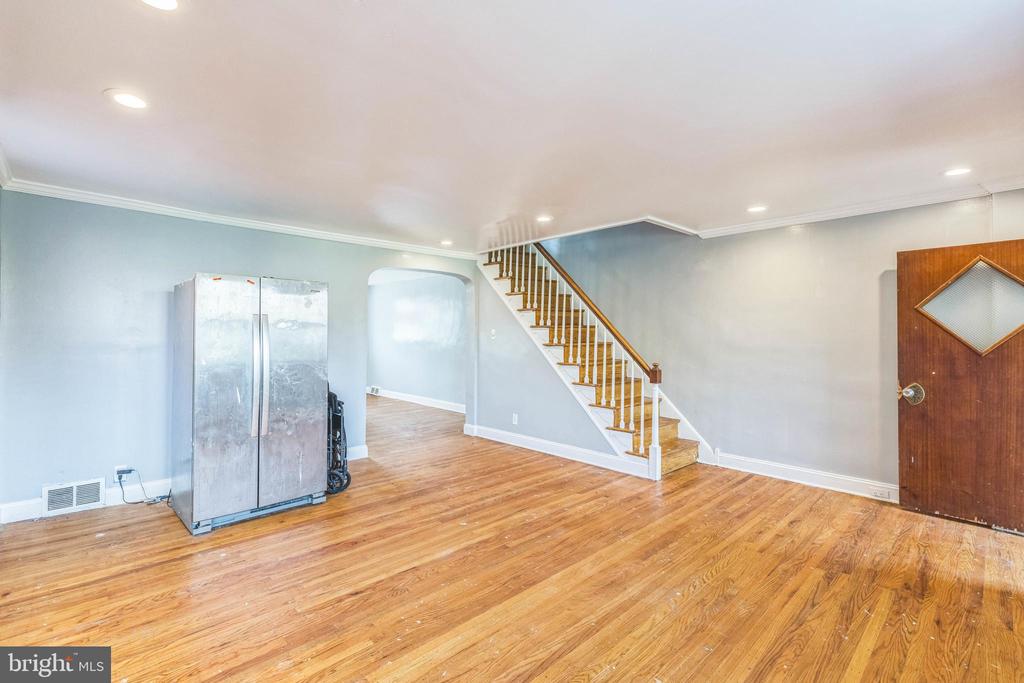 1018 Kerper St