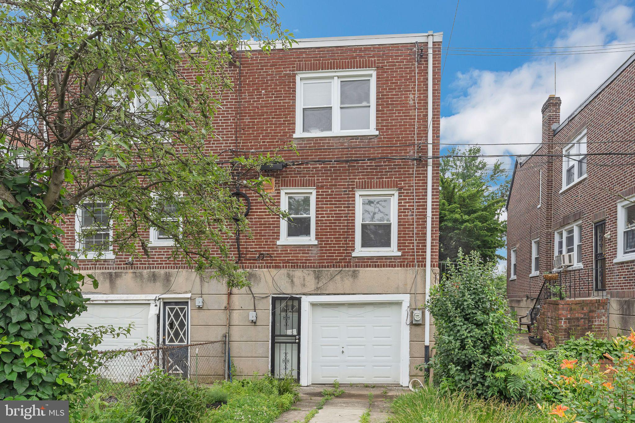 1505 E Barringer St