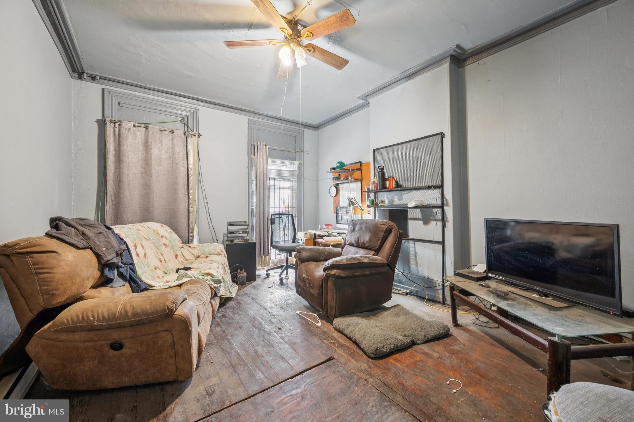 4821 Haverford Ave