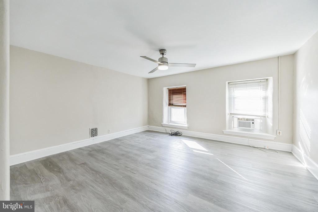 175 DUPONT ST