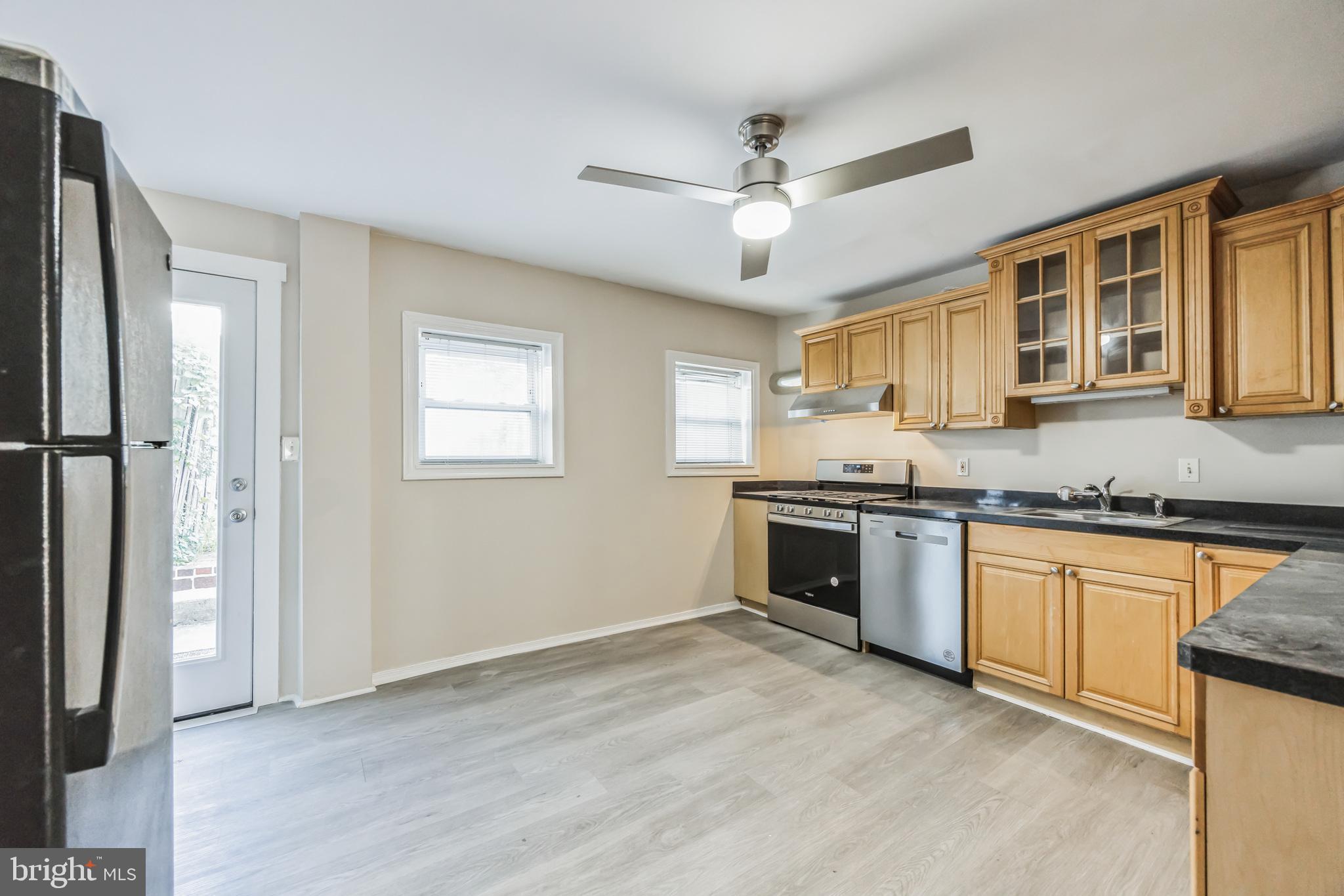 175 DUPONT ST