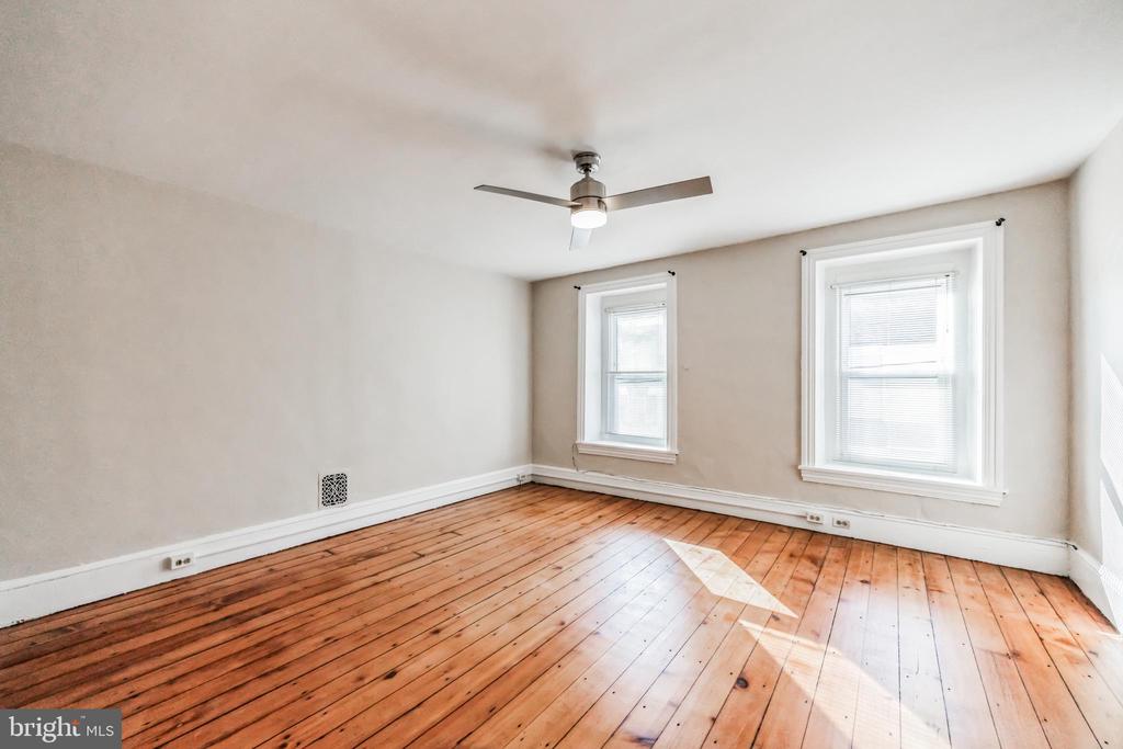 175 DUPONT ST
