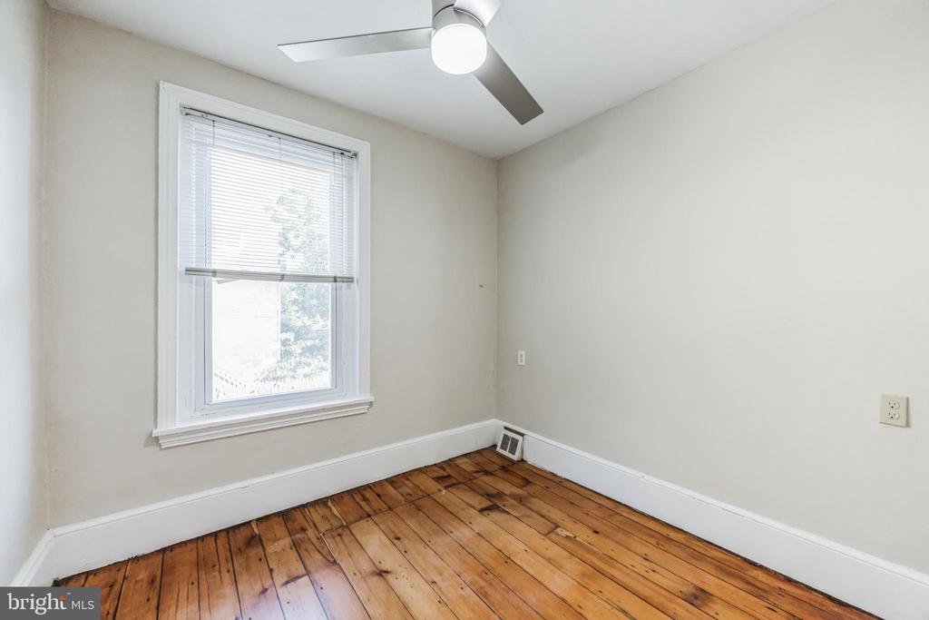 175 DUPONT ST