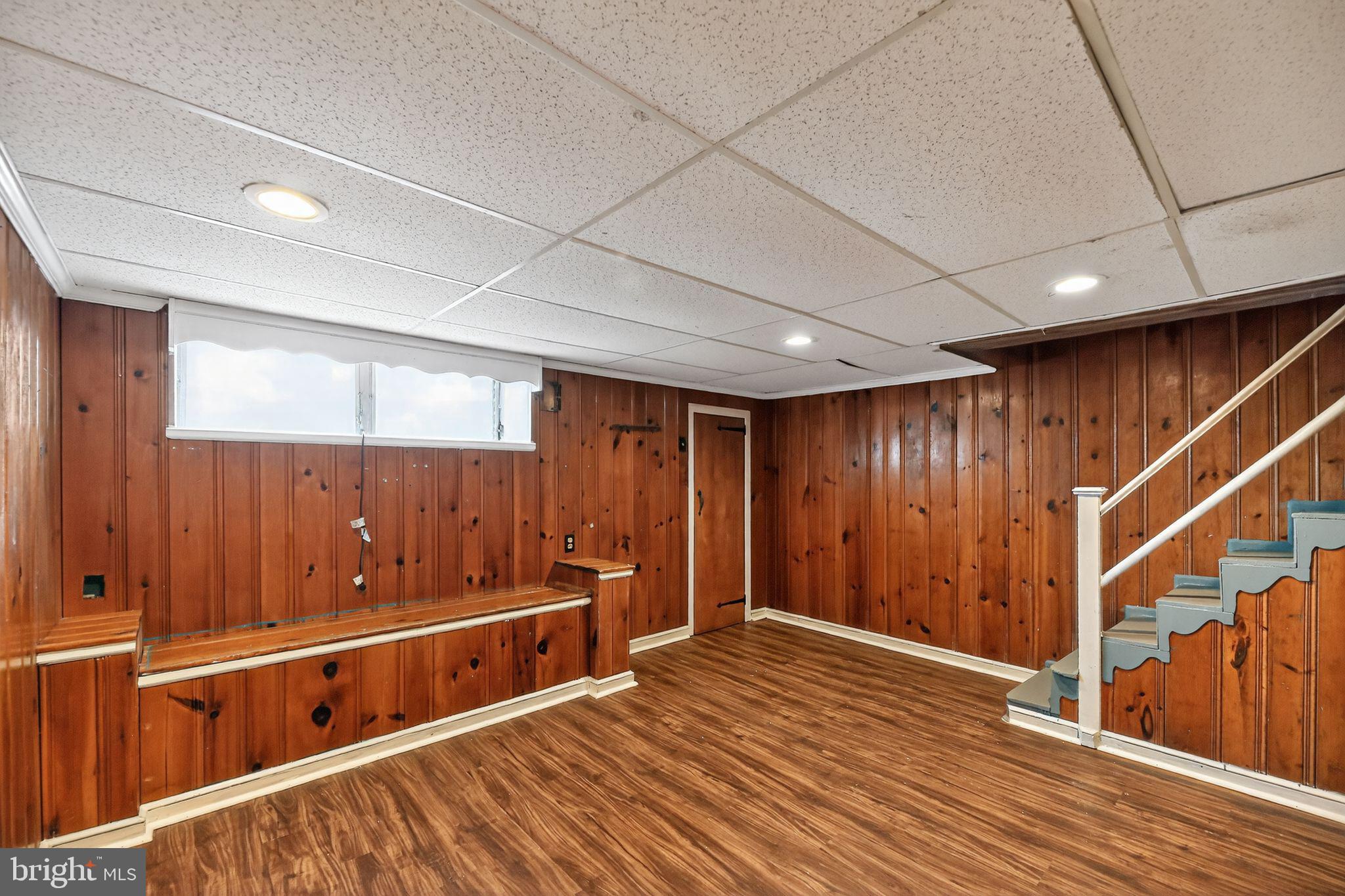 6126 HASBROOK AVENUE