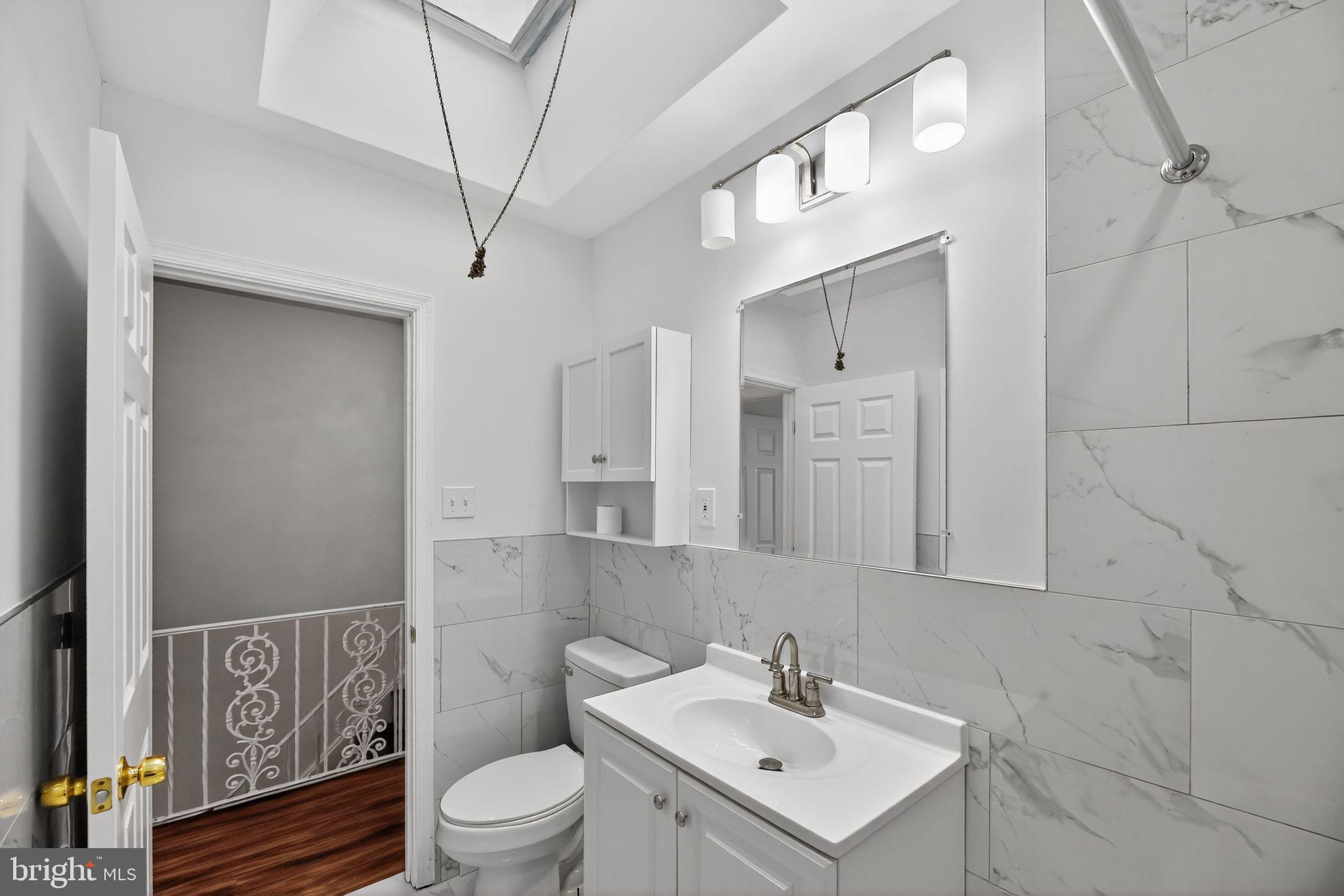 6126 HASBROOK AVENUE