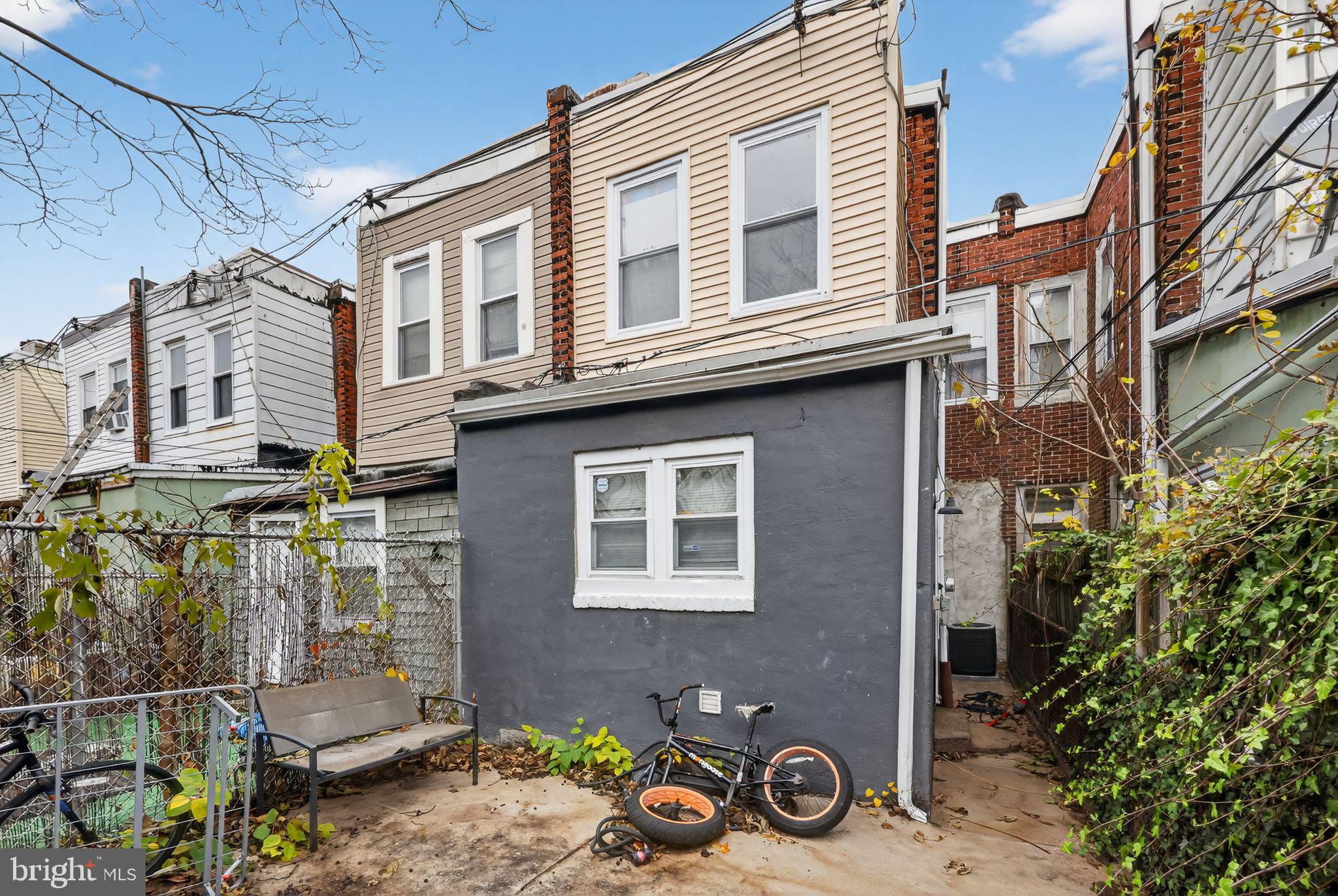 1834 S CONESTOGA STREET