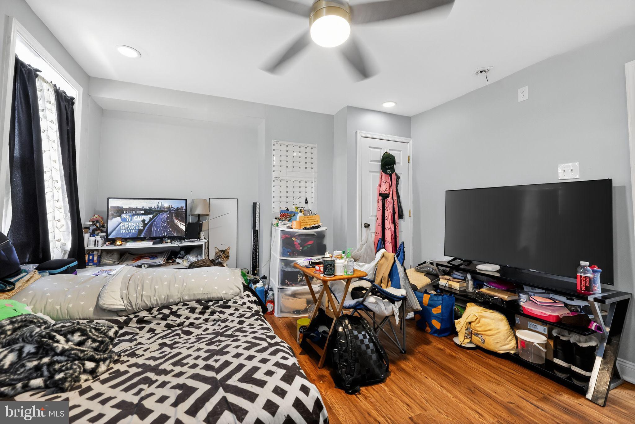 1834 S CONESTOGA STREET