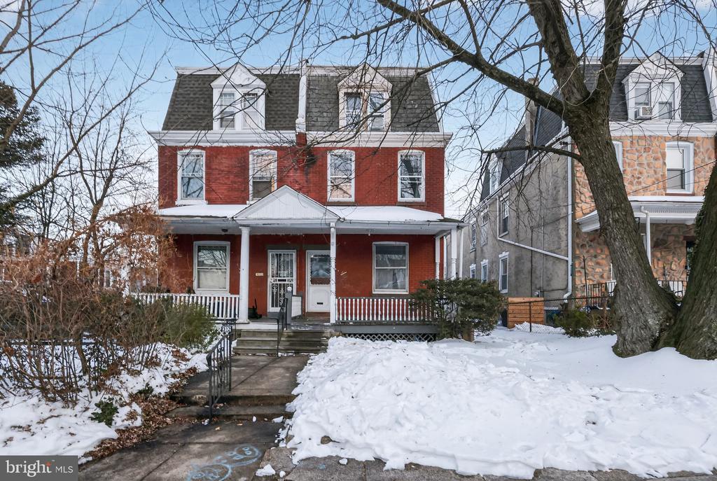 314 W LOGAN STREET