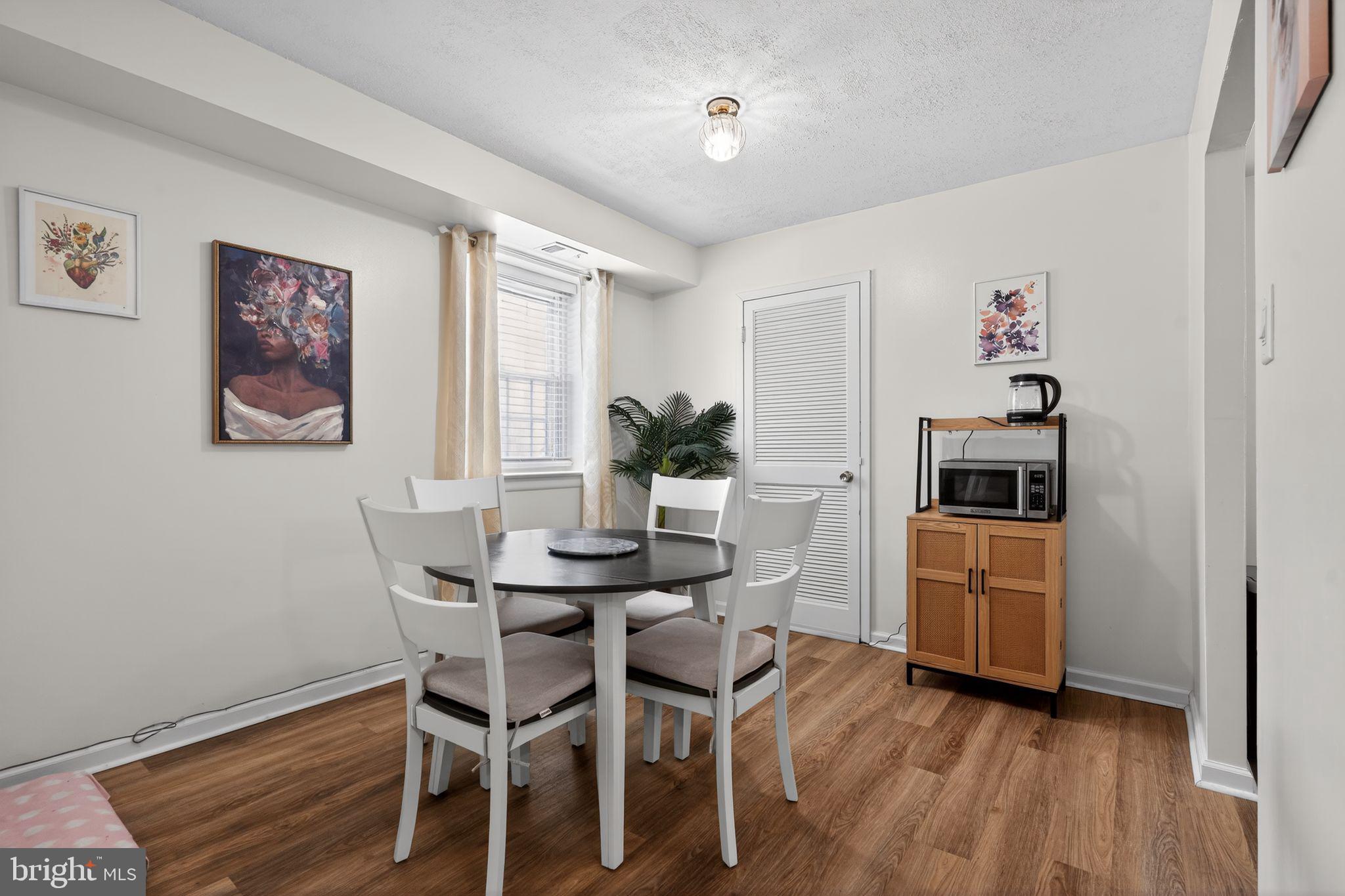 4000 GYPSY LANE 527E2