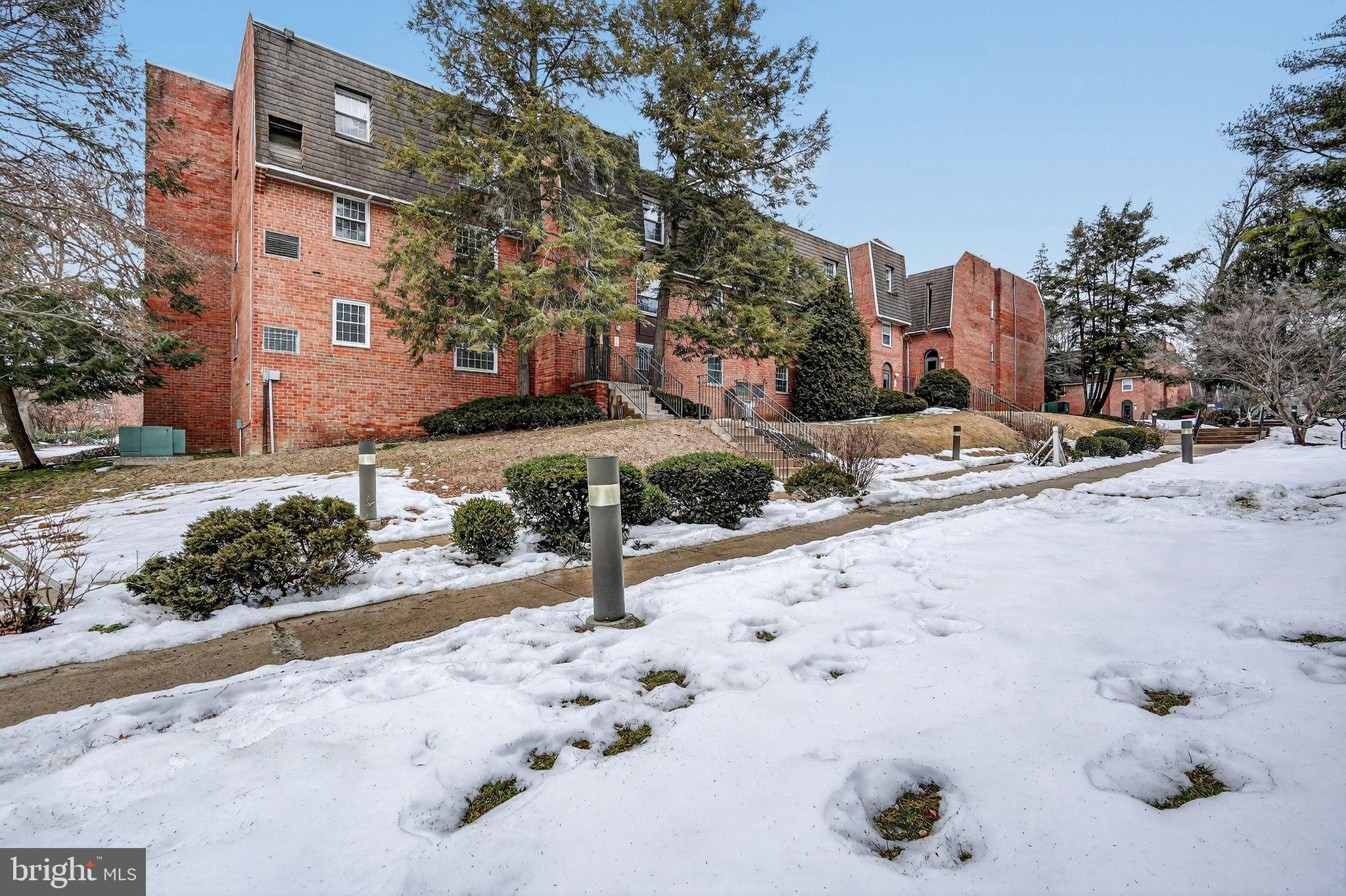 4000 GYPSY LANE 527E2