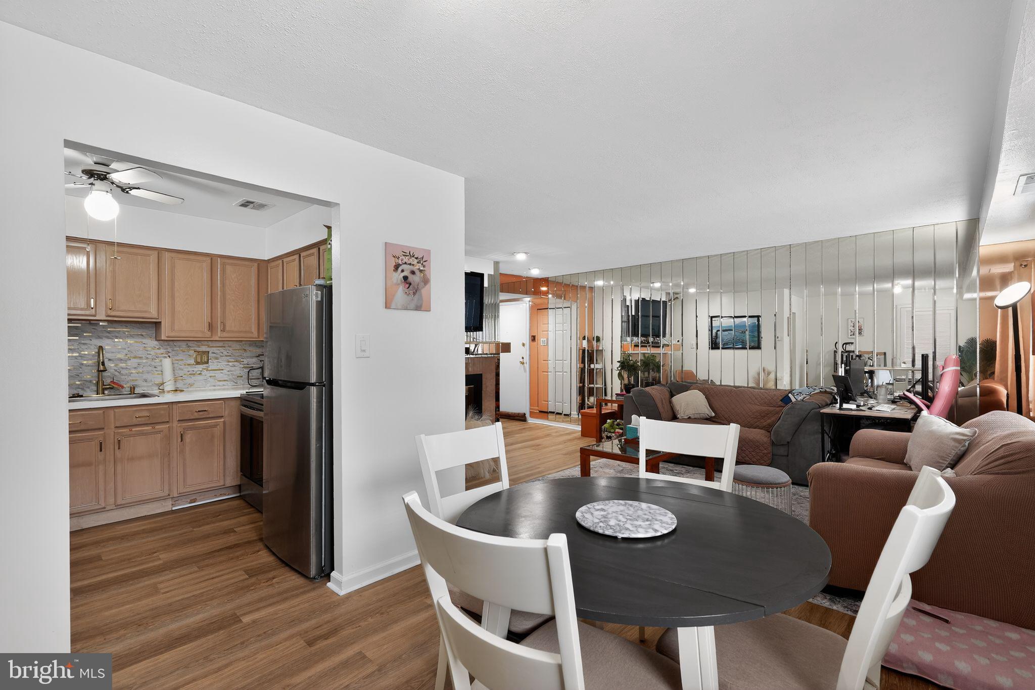 4000 GYPSY LANE 527E2