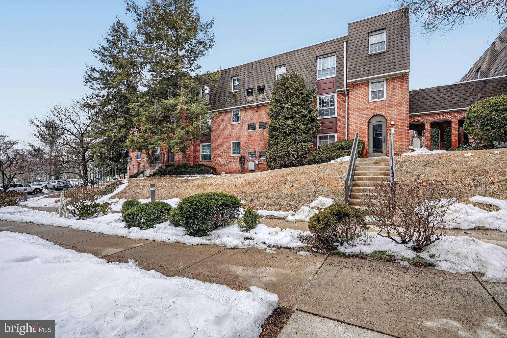 4000 GYPSY LANE 527E2