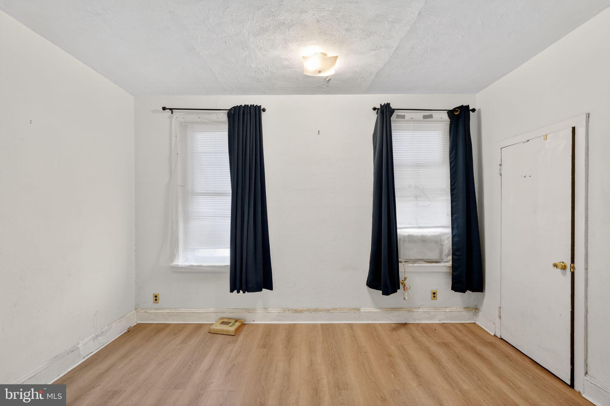 4928 N UBER STREET 30