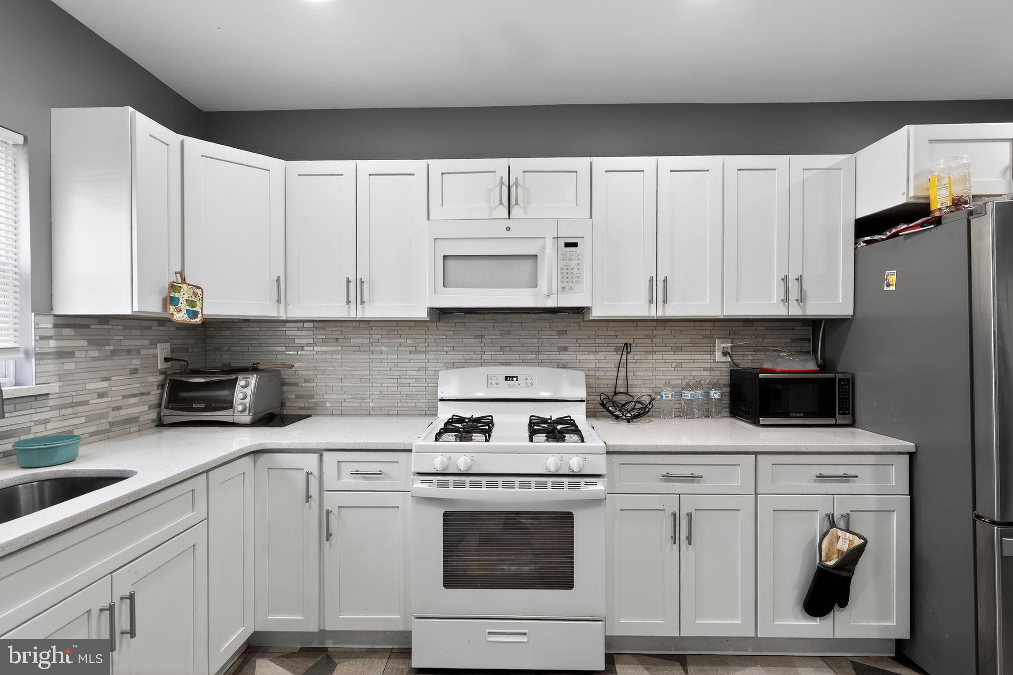 1025 ORTHODOX STREET