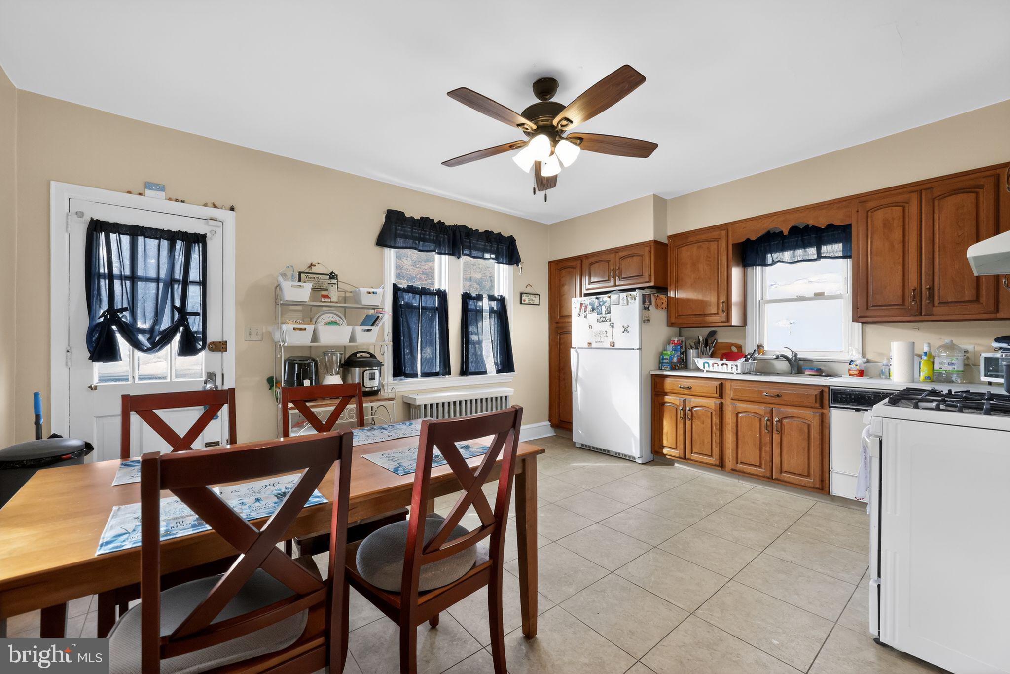 7960 FRONTENAC STREET