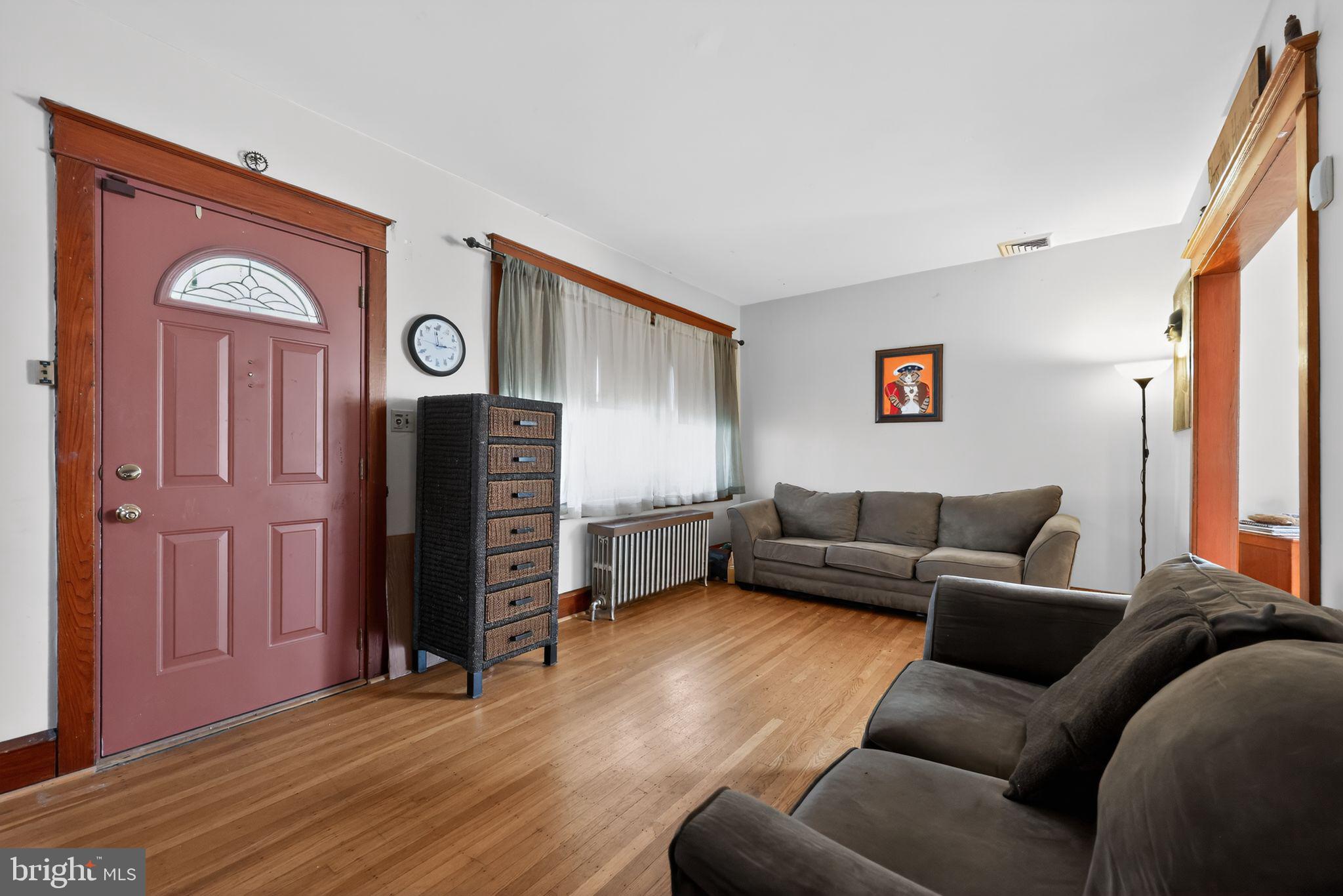 7960 FRONTENAC STREET