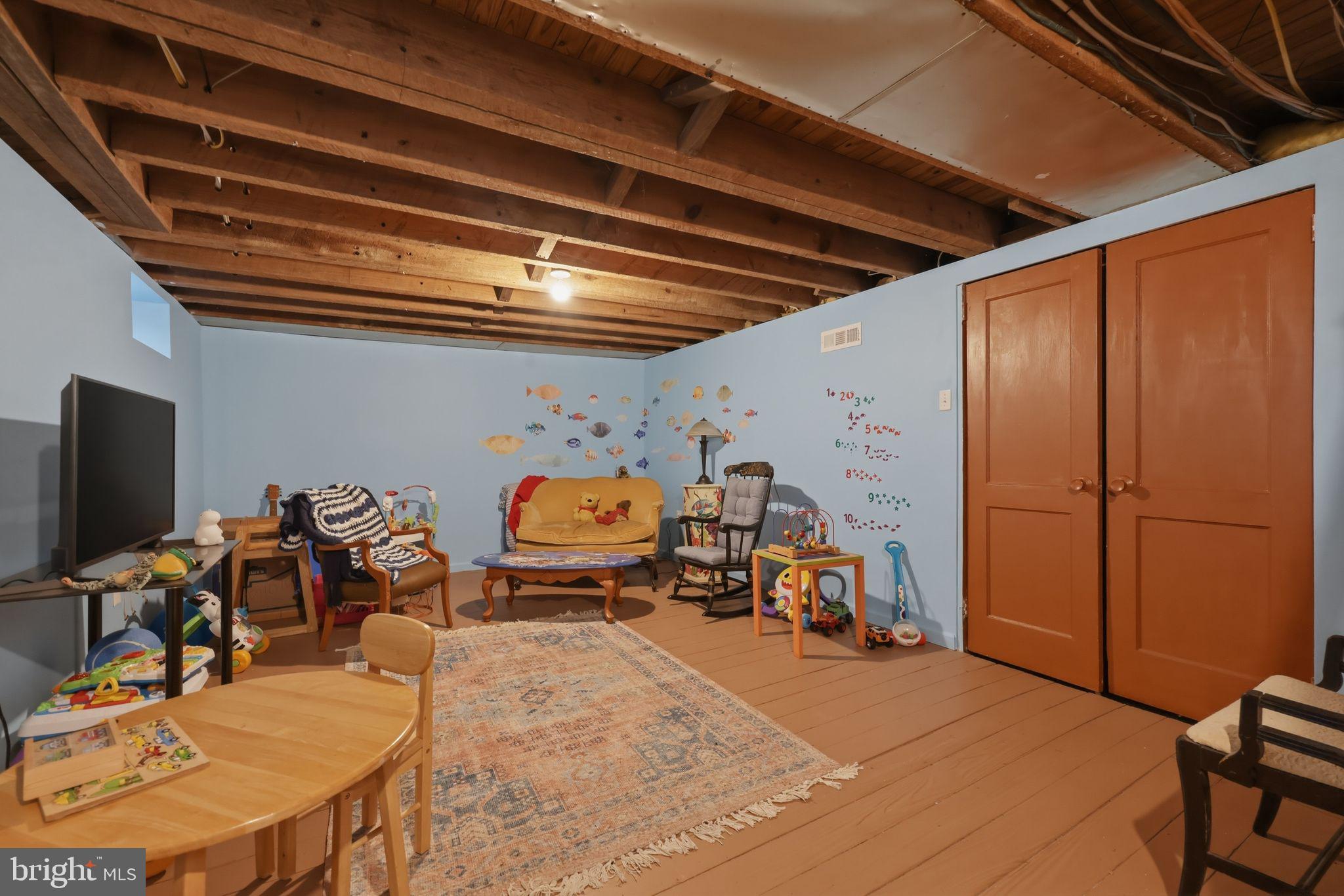 14058 ERWIN STREET