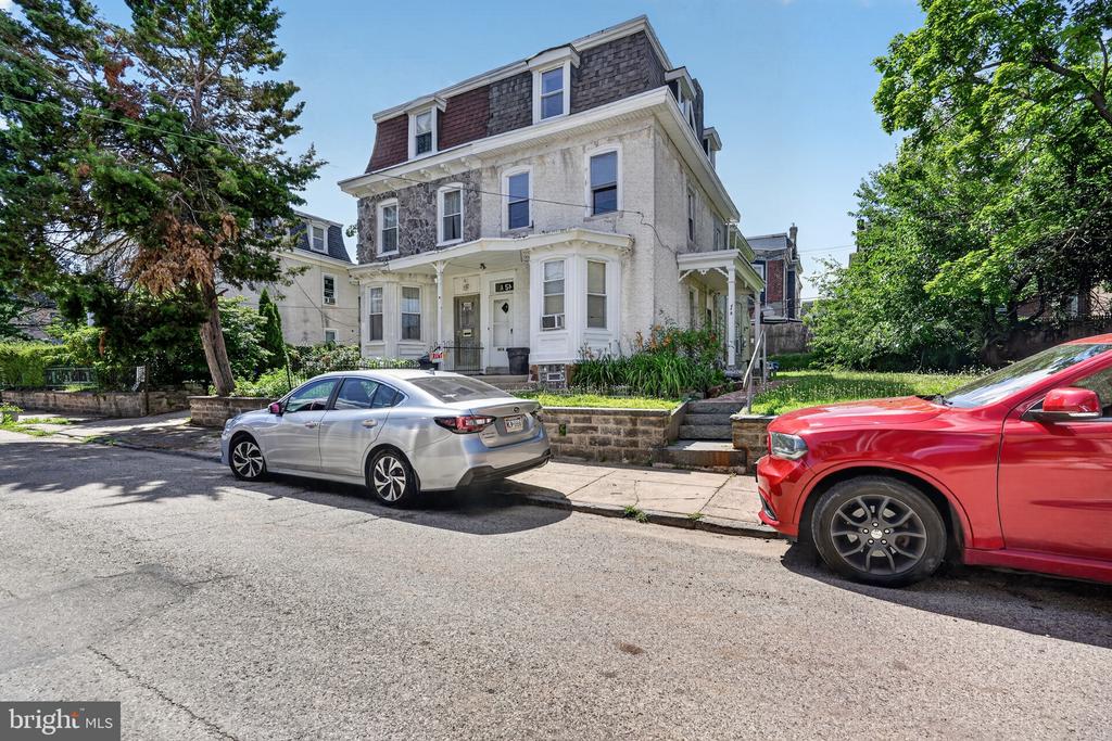 45 E PASTORIUS STREET B