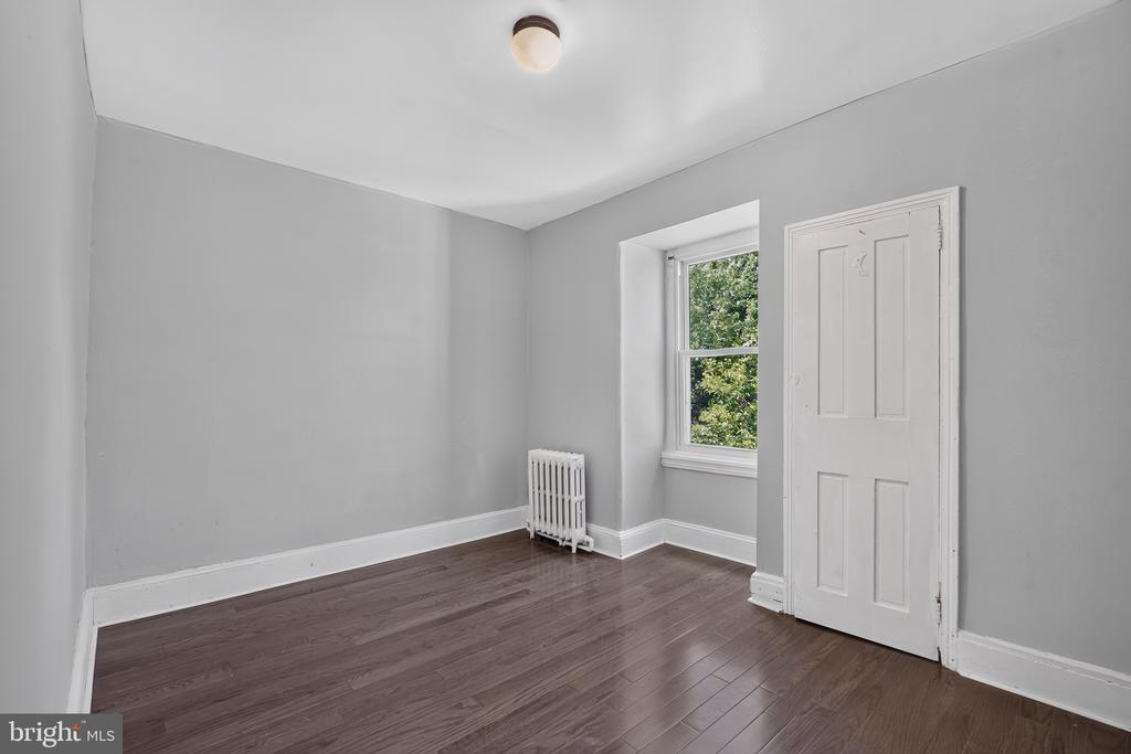 45 E PASTORIUS STREET B