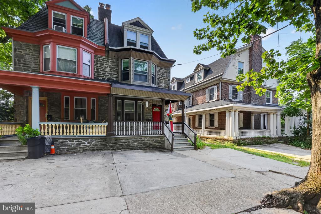 50 E JOHNSON STREET