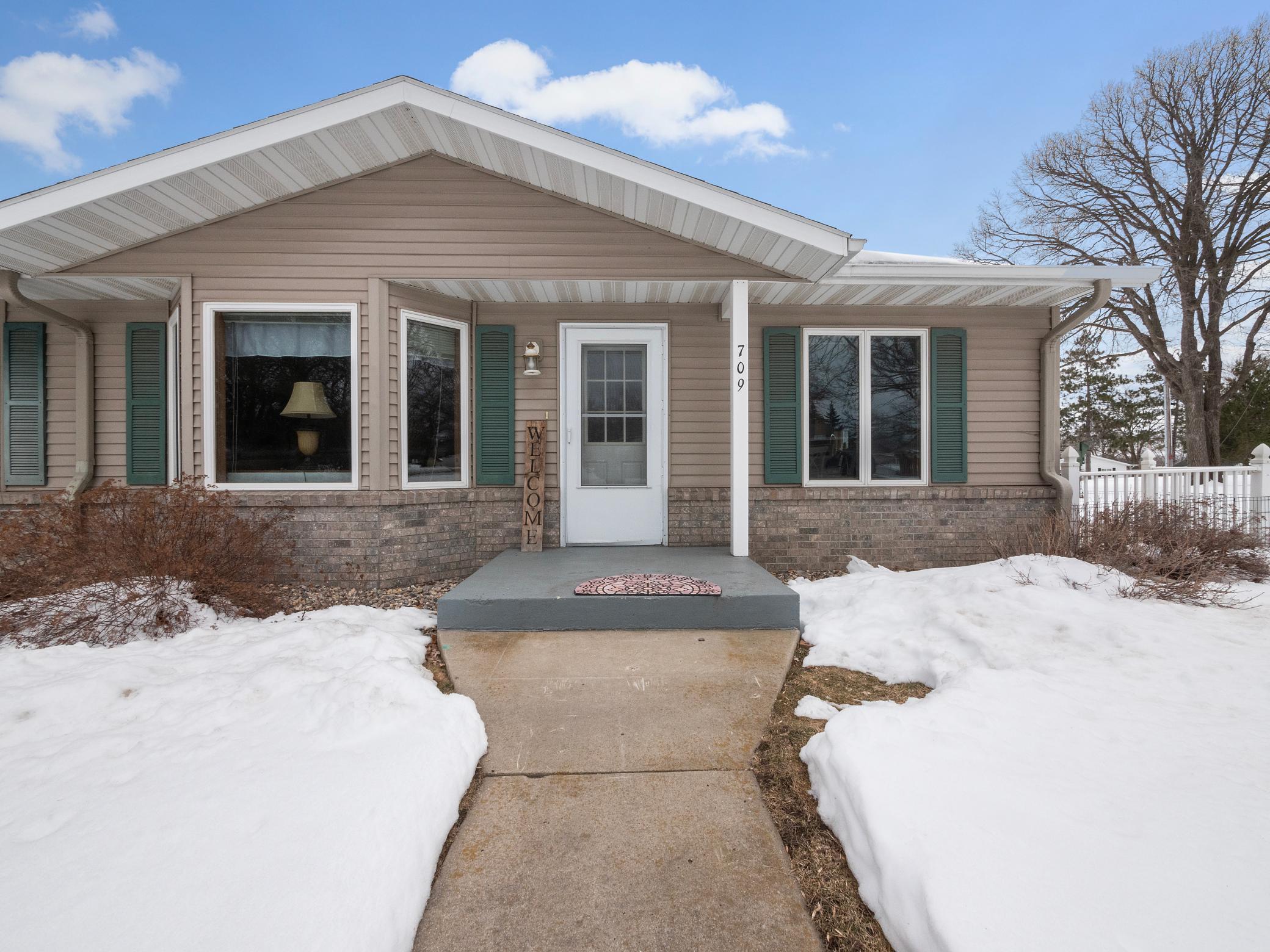 709 Quincy Street