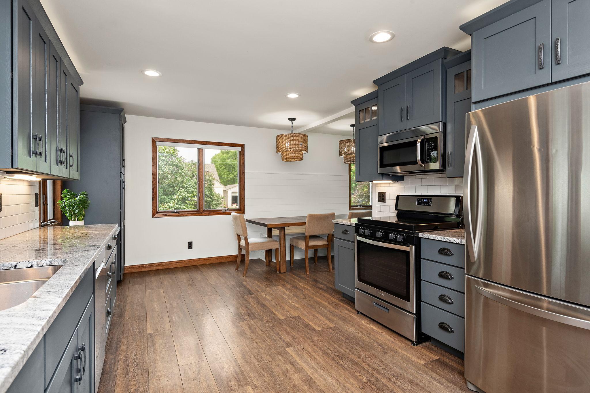 121 2nd Street NE