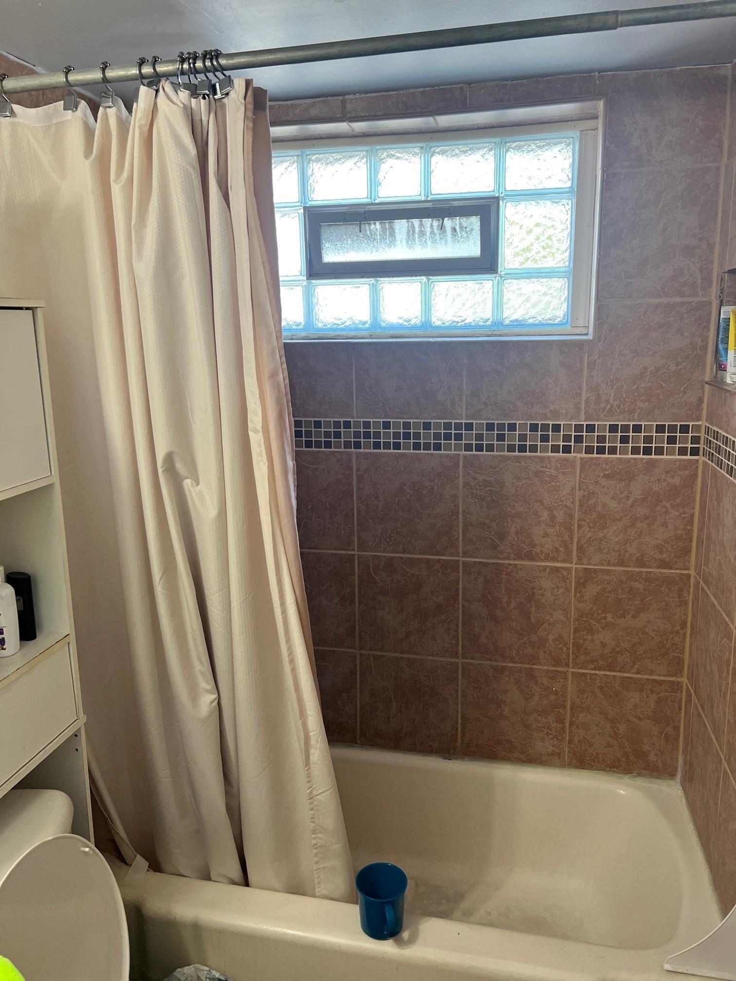 1800 Lasalle Avenue Unit: 105