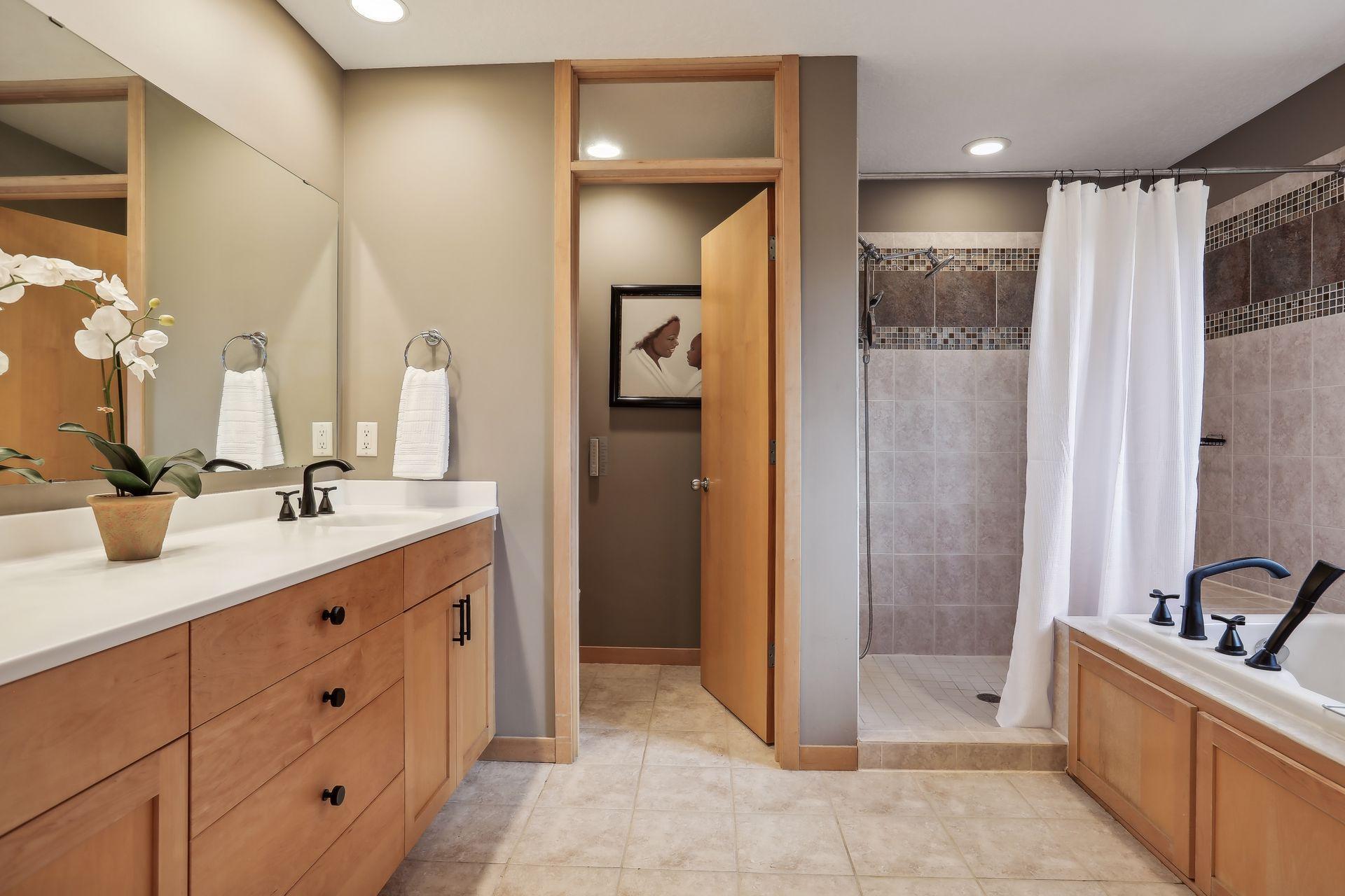 12811 Sherwood Place Unit: 3