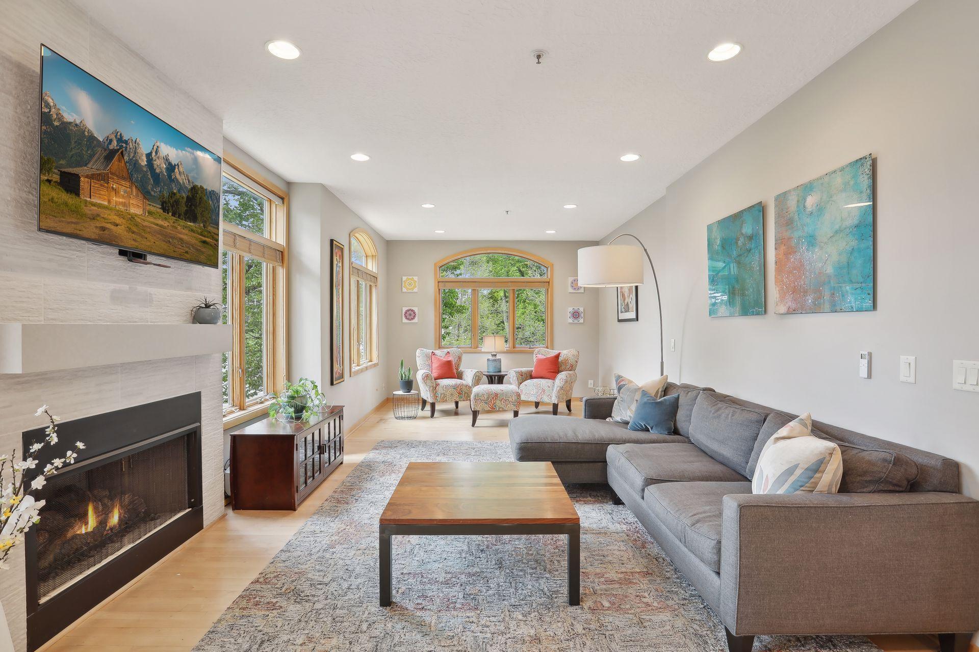 12811 Sherwood Place Unit: 3