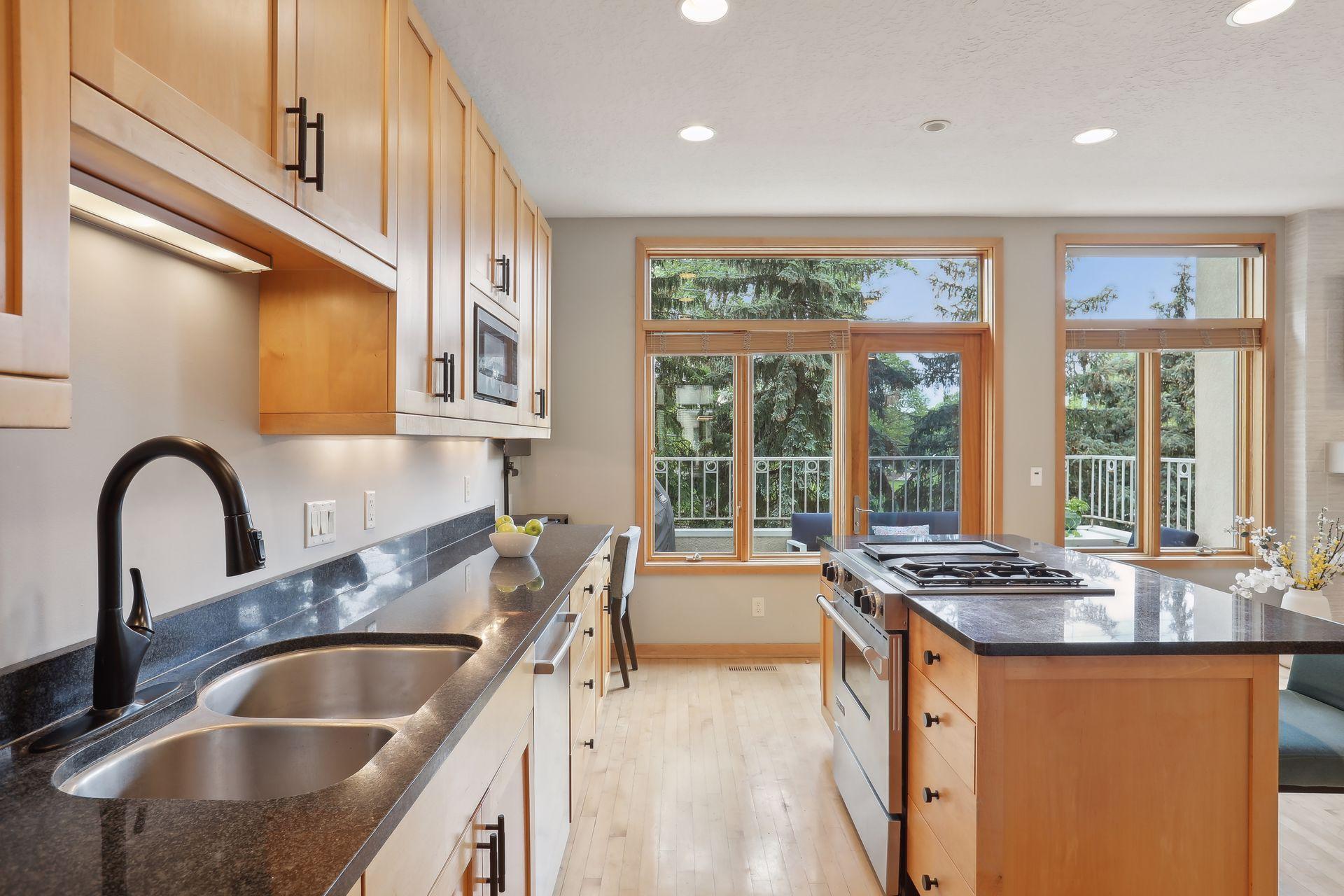12811 Sherwood Place Unit: 3