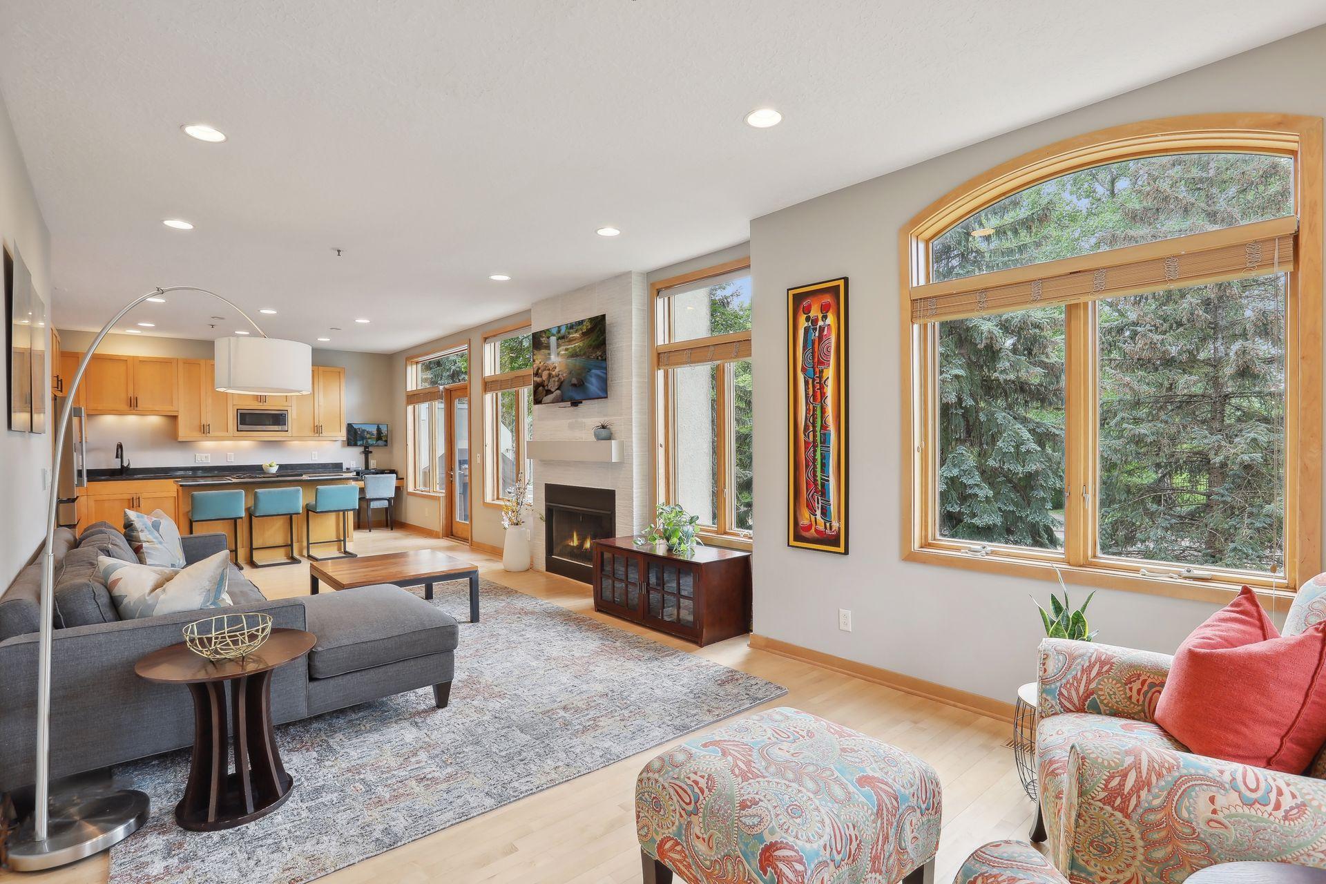 12811 Sherwood Place Unit: 3
