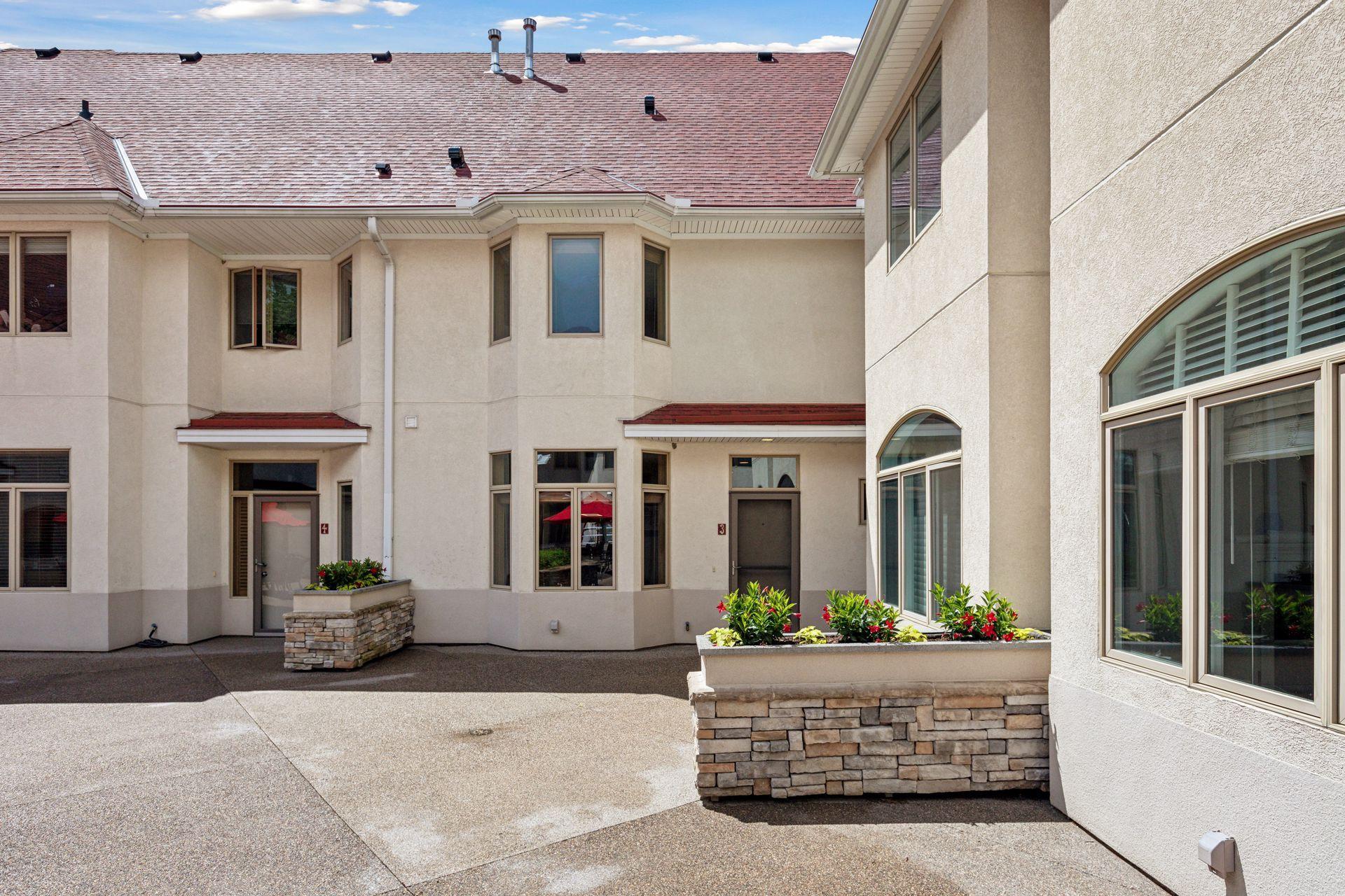 12811 Sherwood Place Unit: 3
