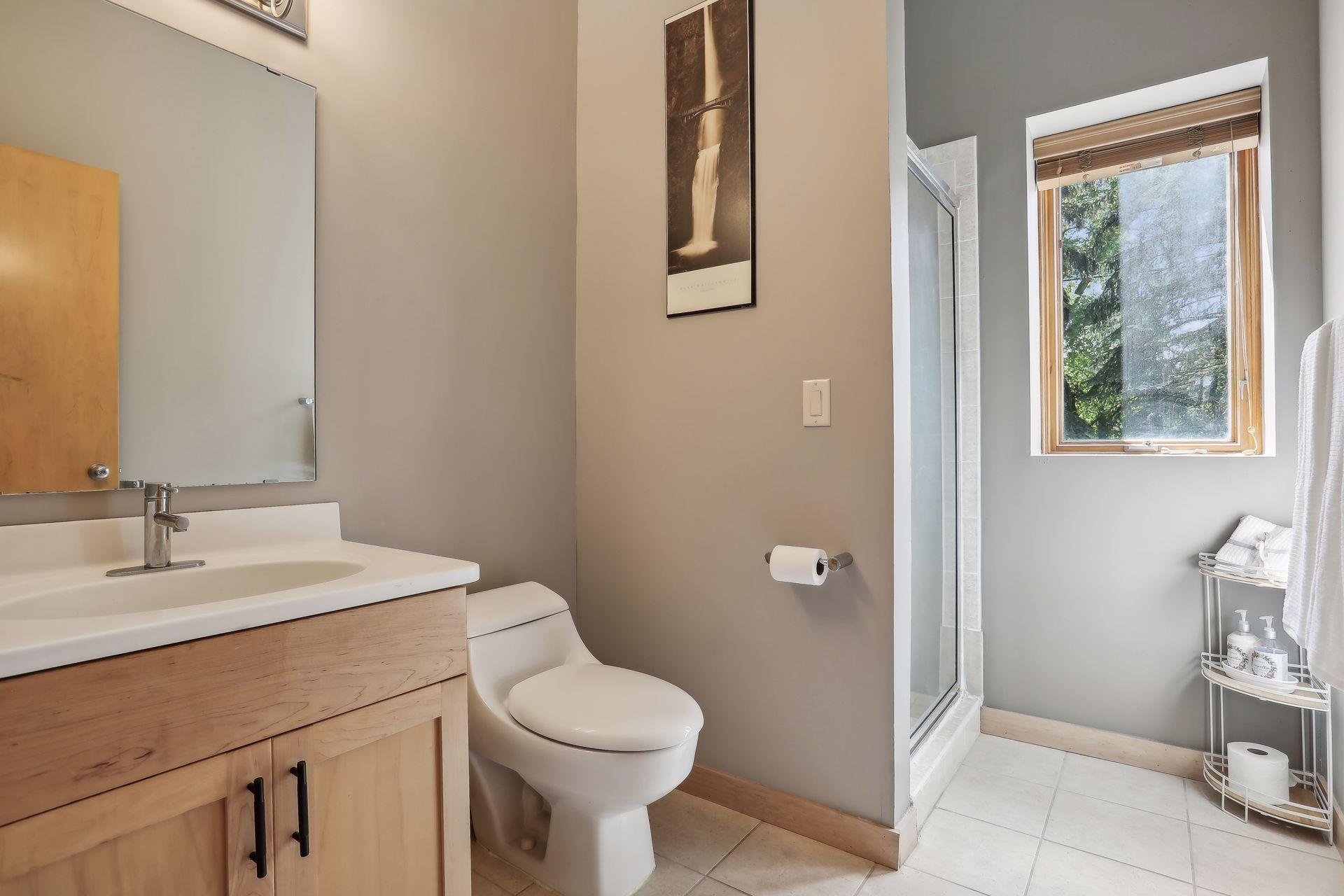 12811 Sherwood Place Unit: 3