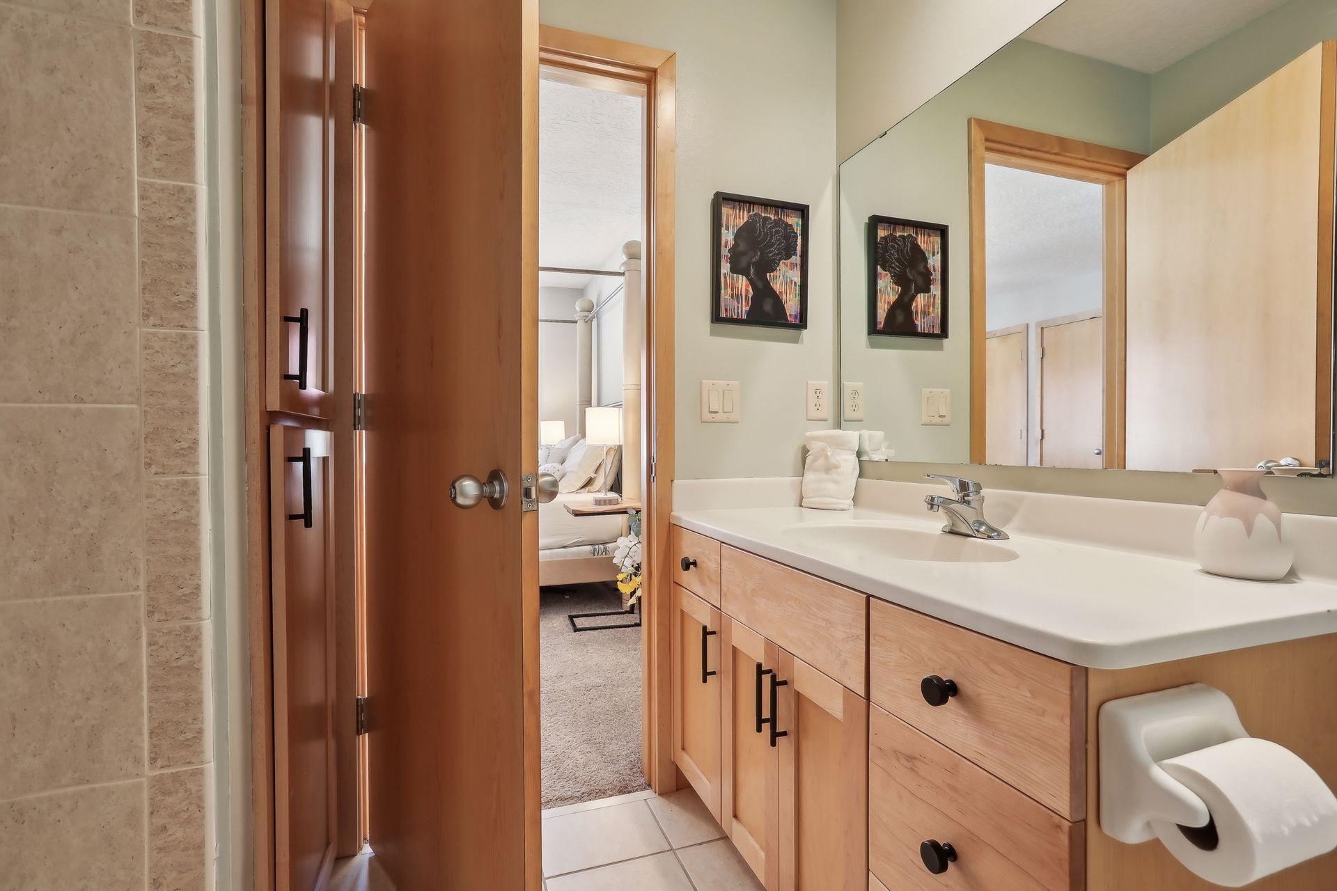 12811 Sherwood Place Unit: 3