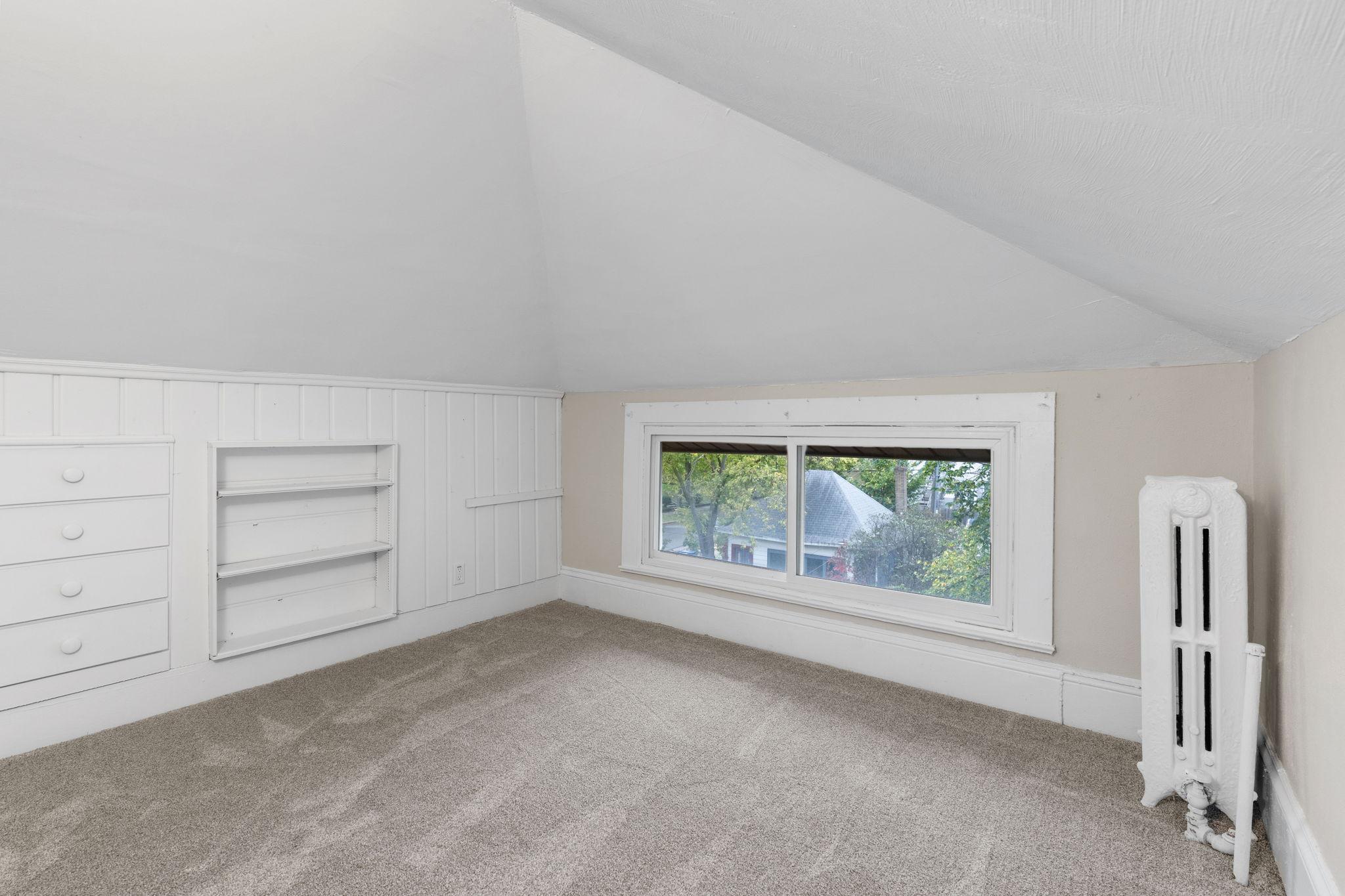 2505 Pleasant Avenue