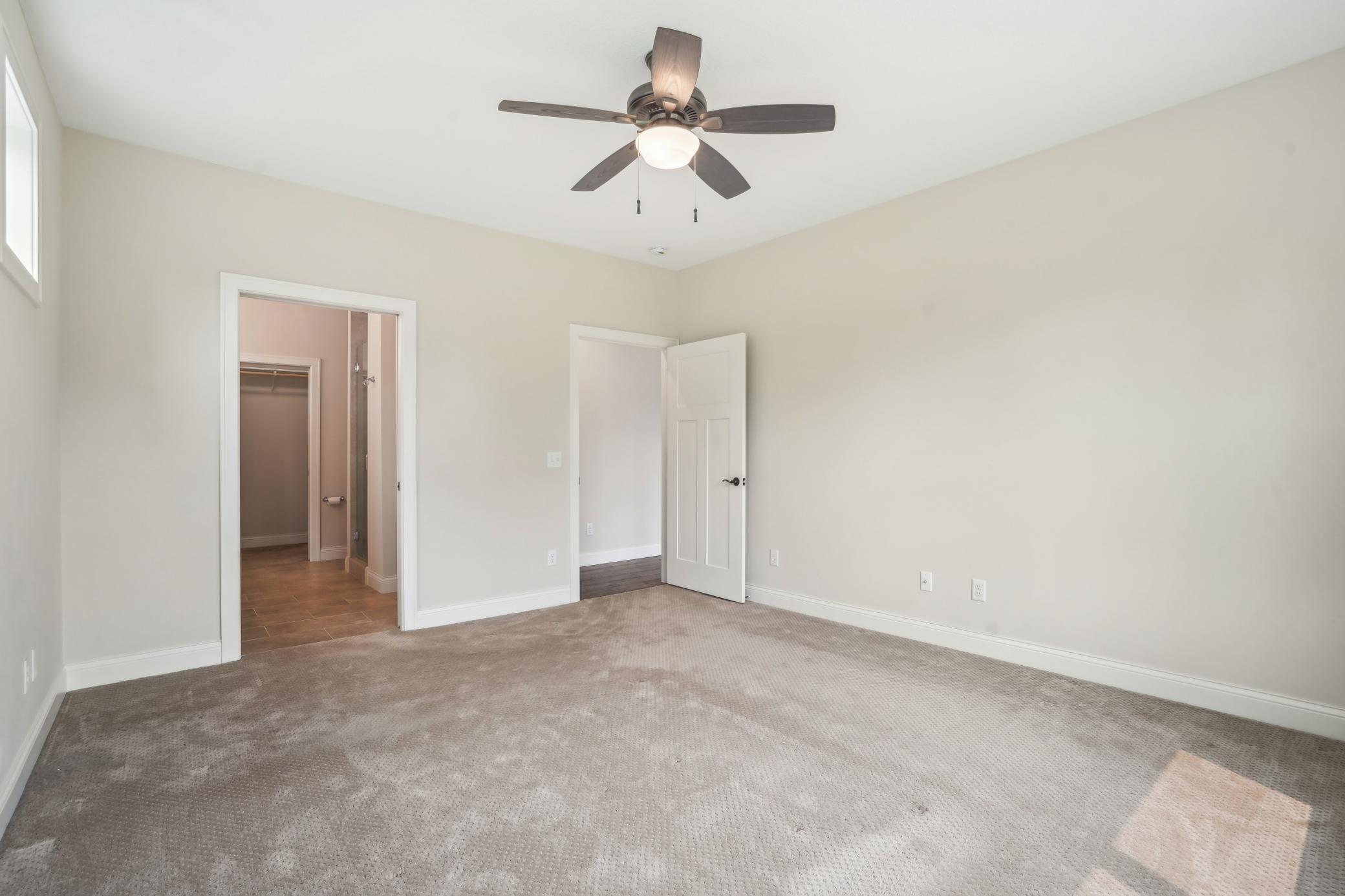 4566 Landmark Drive NE