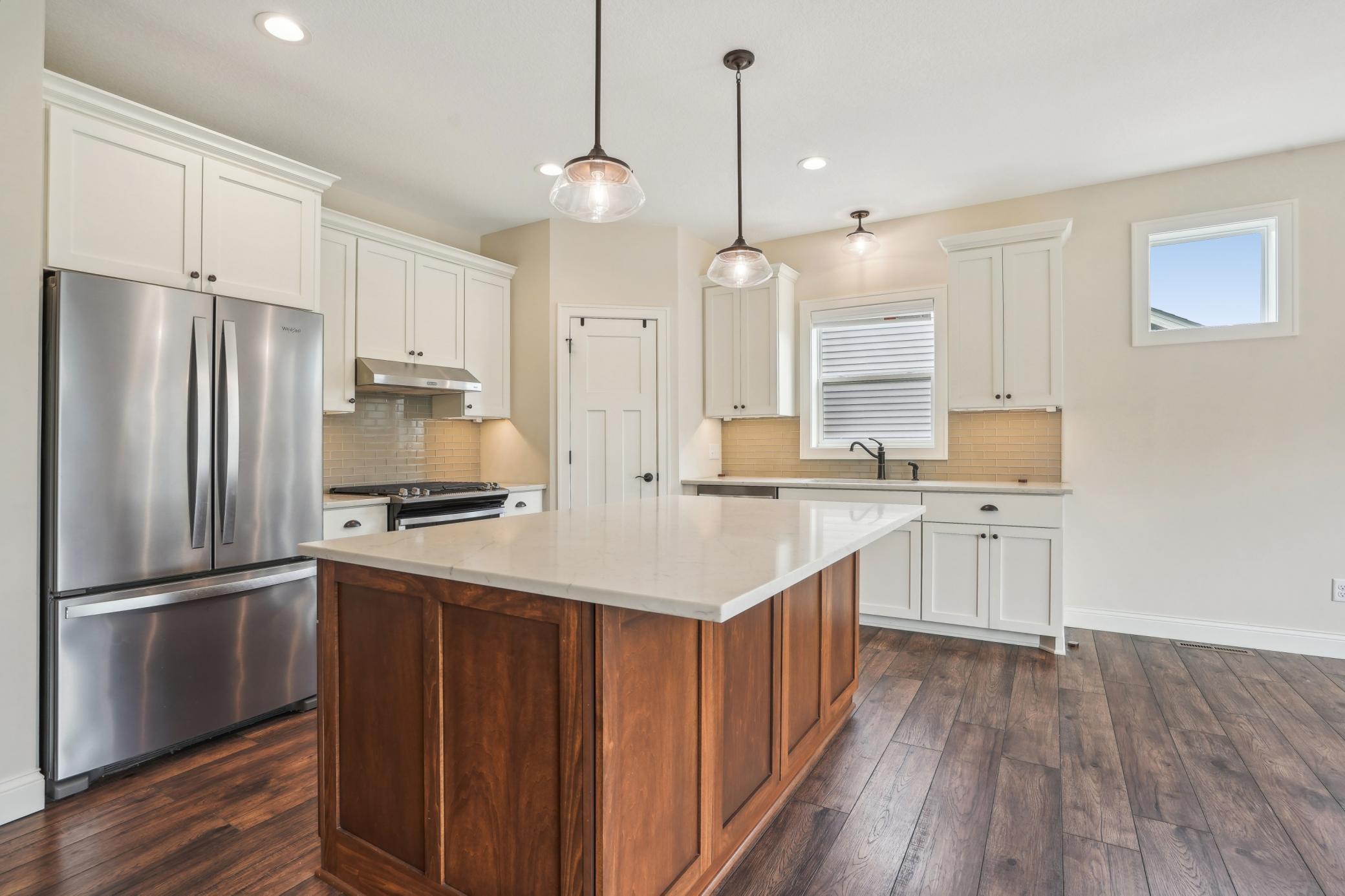 4566 Landmark Drive NE